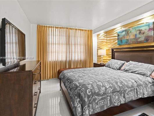 2801 NE 183rd St #2012W,Aventura, FL 33160