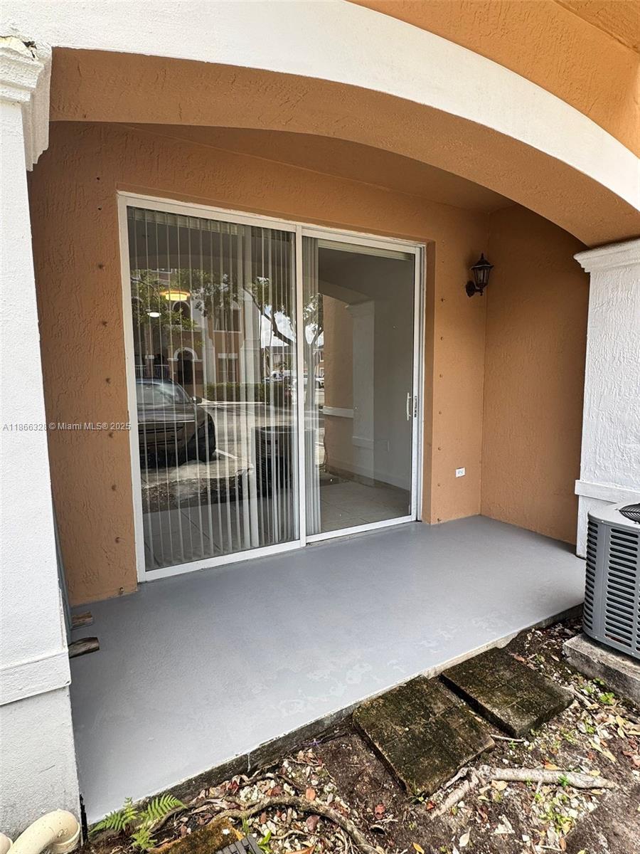17620 NW 73rd Ave #104-17,Hialeah, FL 33015