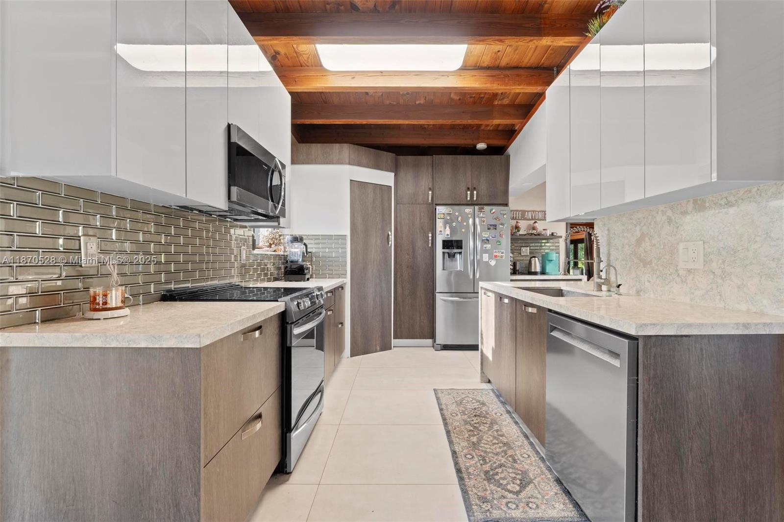 6539 SW 84th Ave Miami, FL 33143