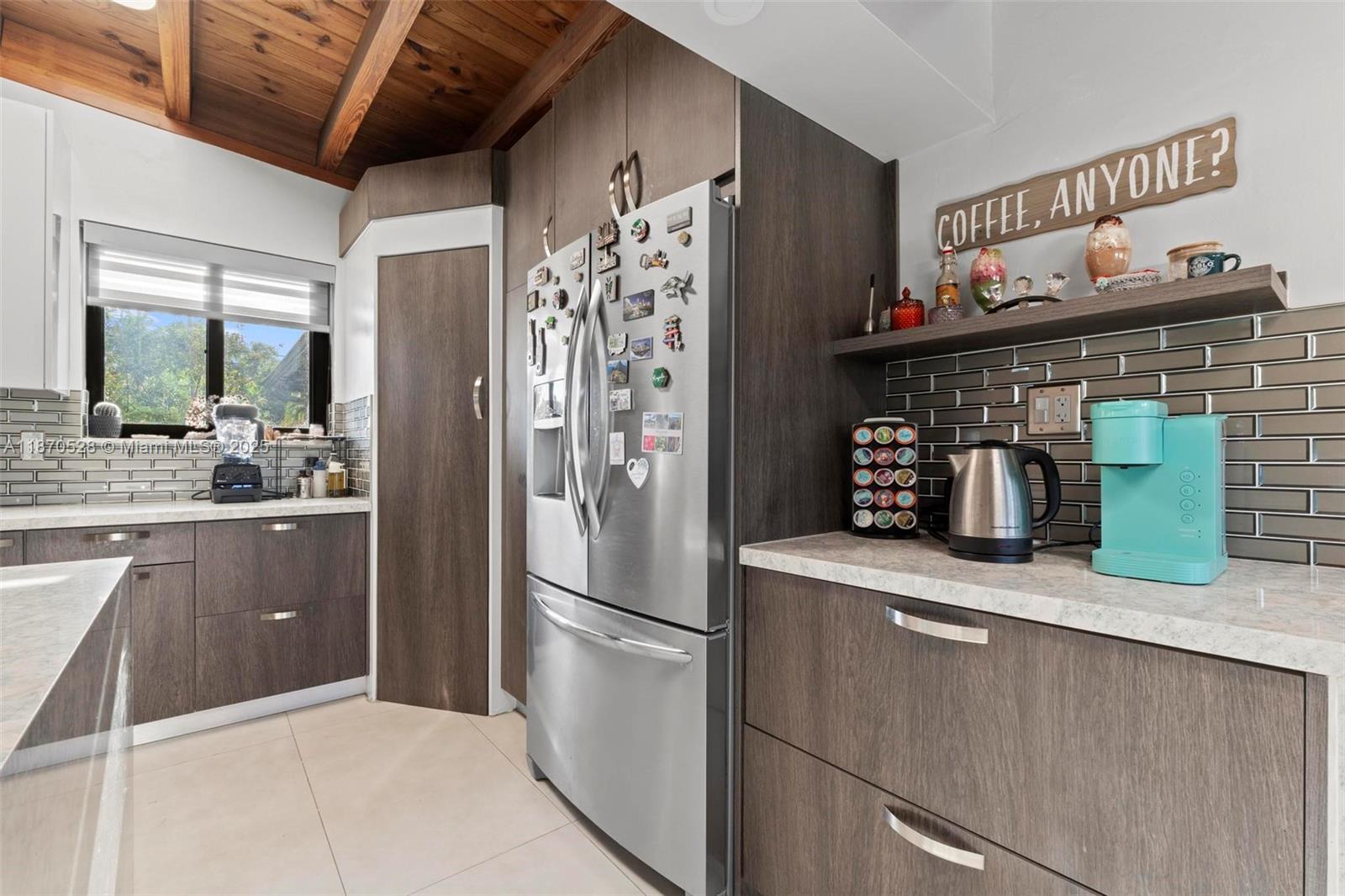 6539 SW 84th Ave Miami, FL 33143