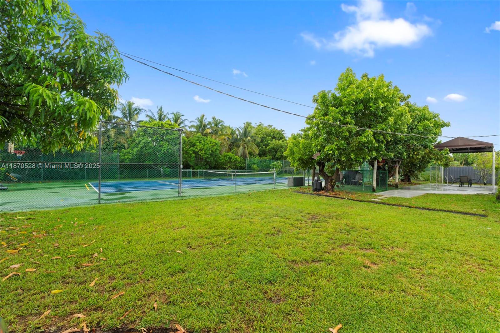 6539 SW 84th Ave Miami, FL 33143