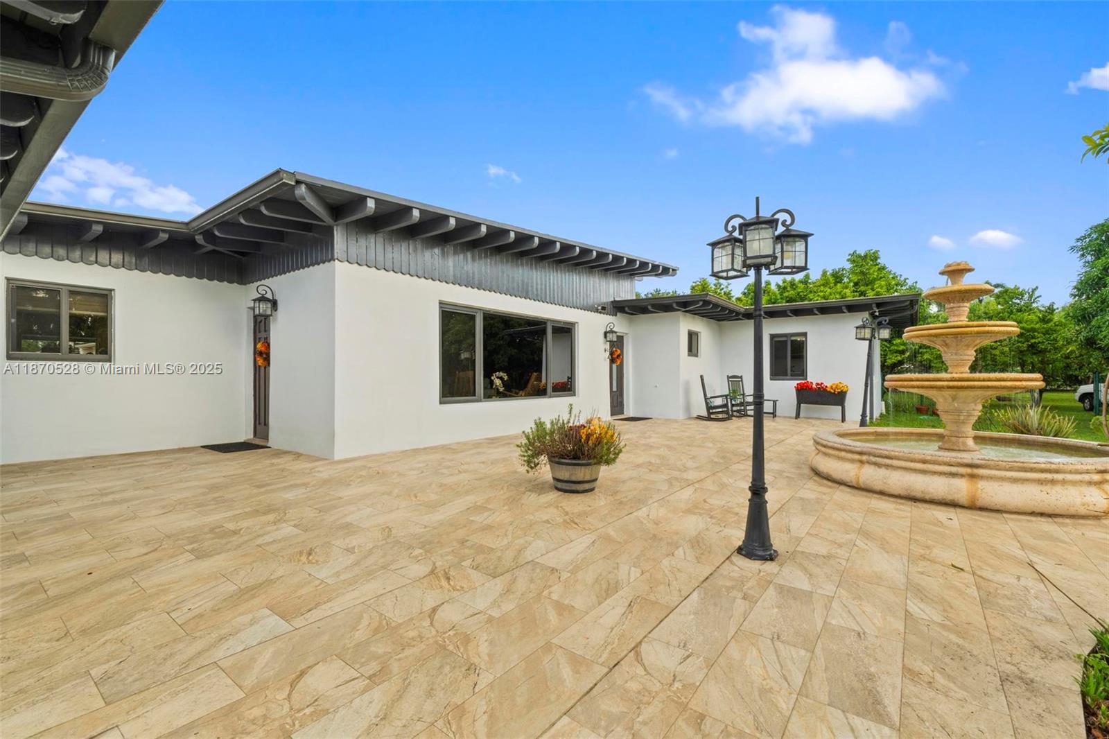 6539 SW 84th Ave Miami, FL 33143