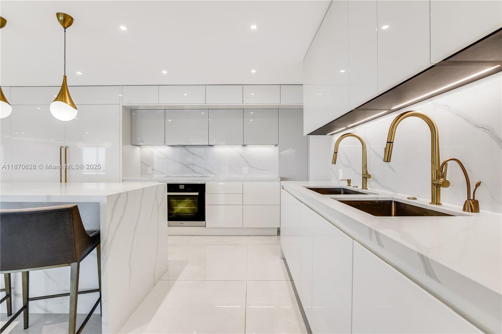 image Bal Harbour 101 Condo16