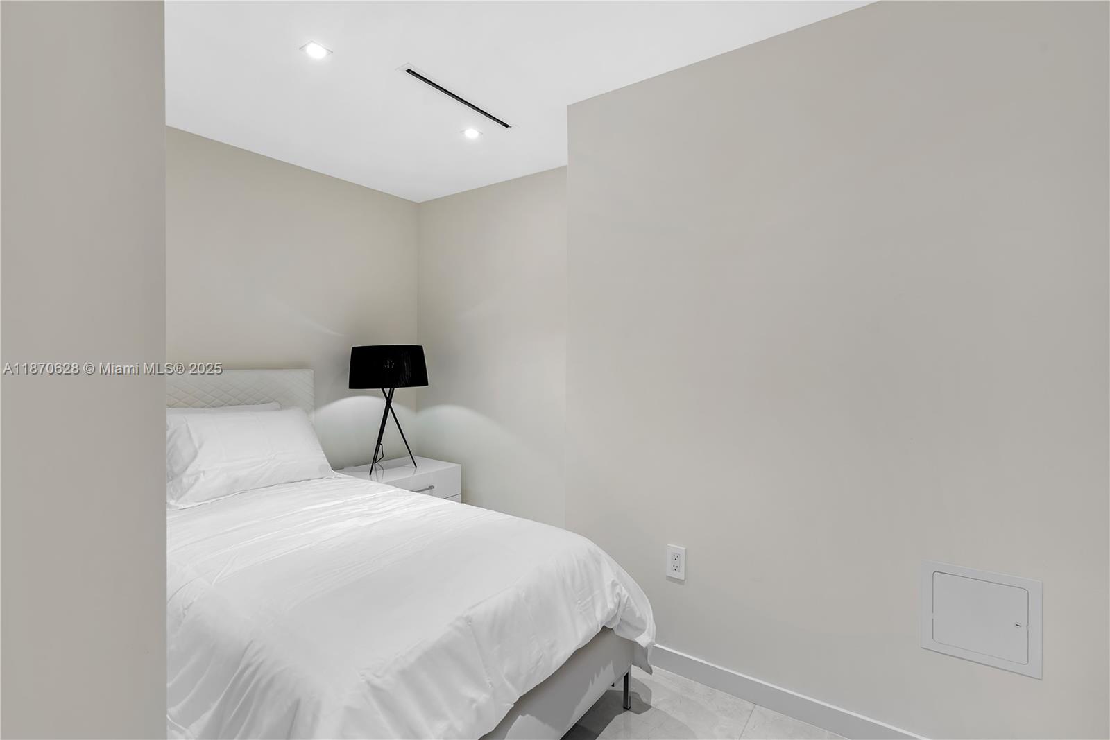 image Bal Harbour 101 Condo42