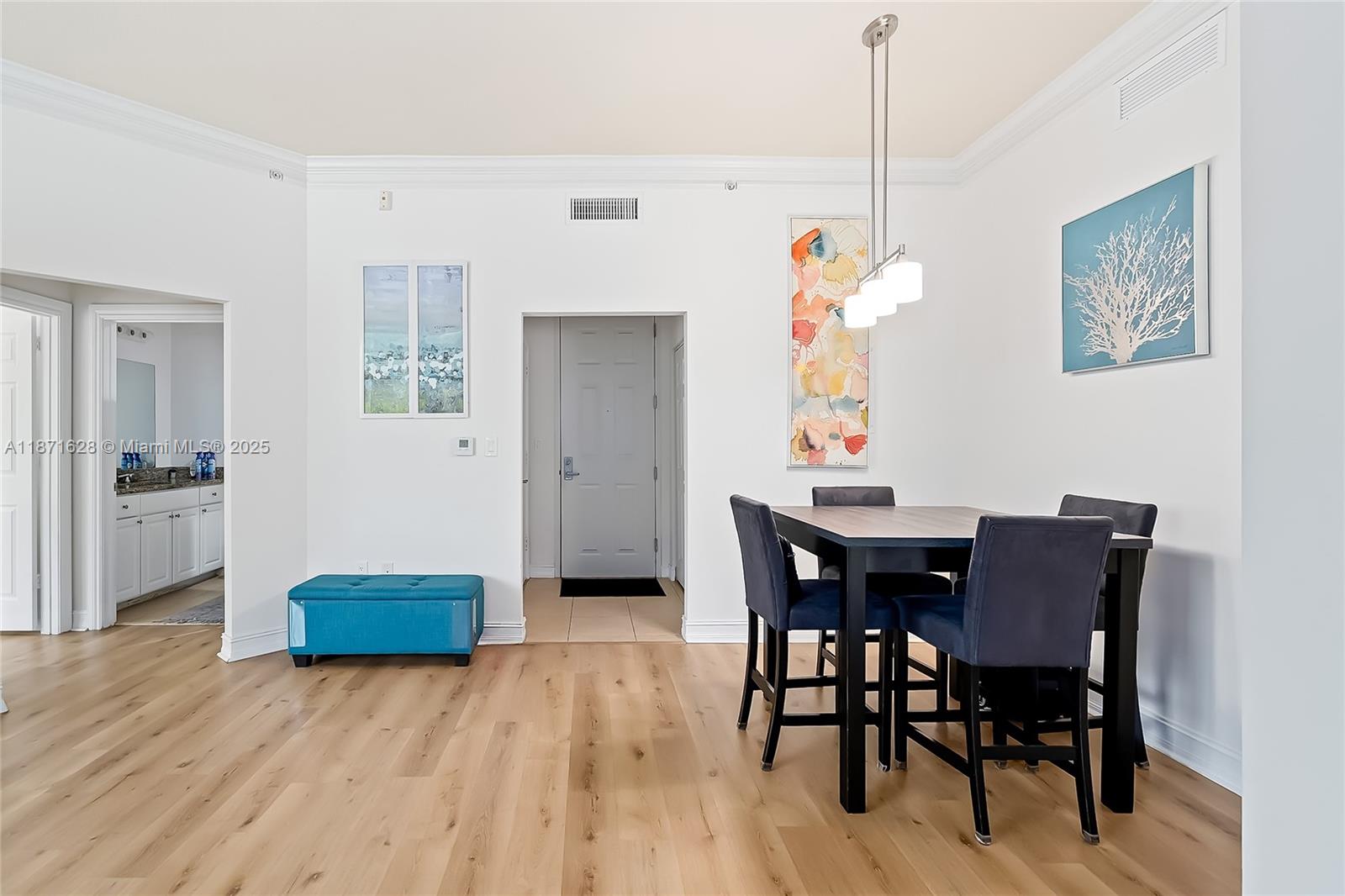 image Alaqua Condo11