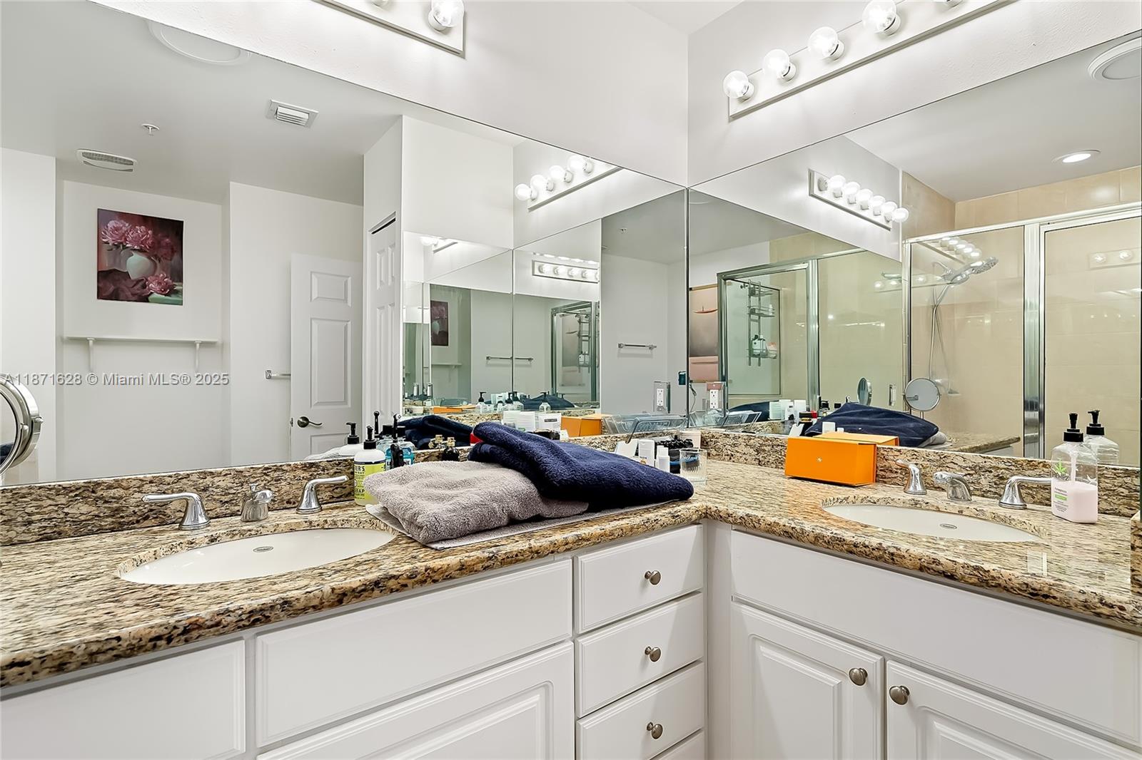 image Alaqua Condo18