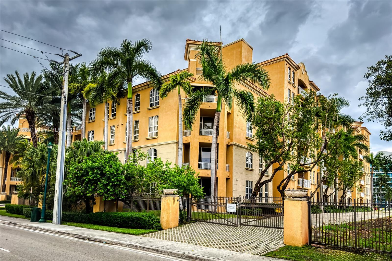 image Alaqua Condo58