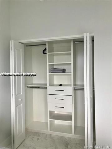 image 400 Sunny Isles Condo Eas32