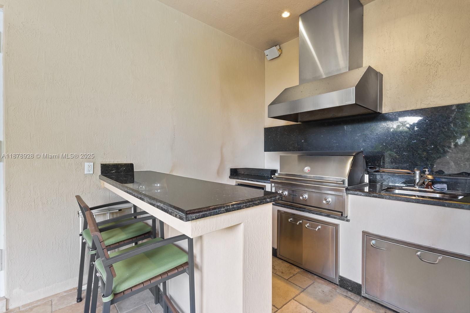 718 SW 26th Rd Miami, FL 33129