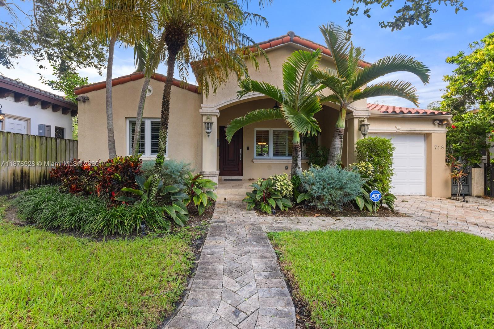 718 SW 26th Rd Miami, FL 33129