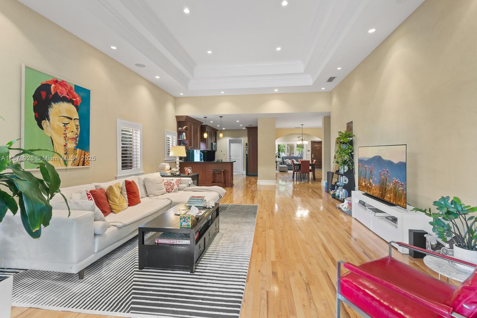 718 SW 26th Rd Miami, FL 33129