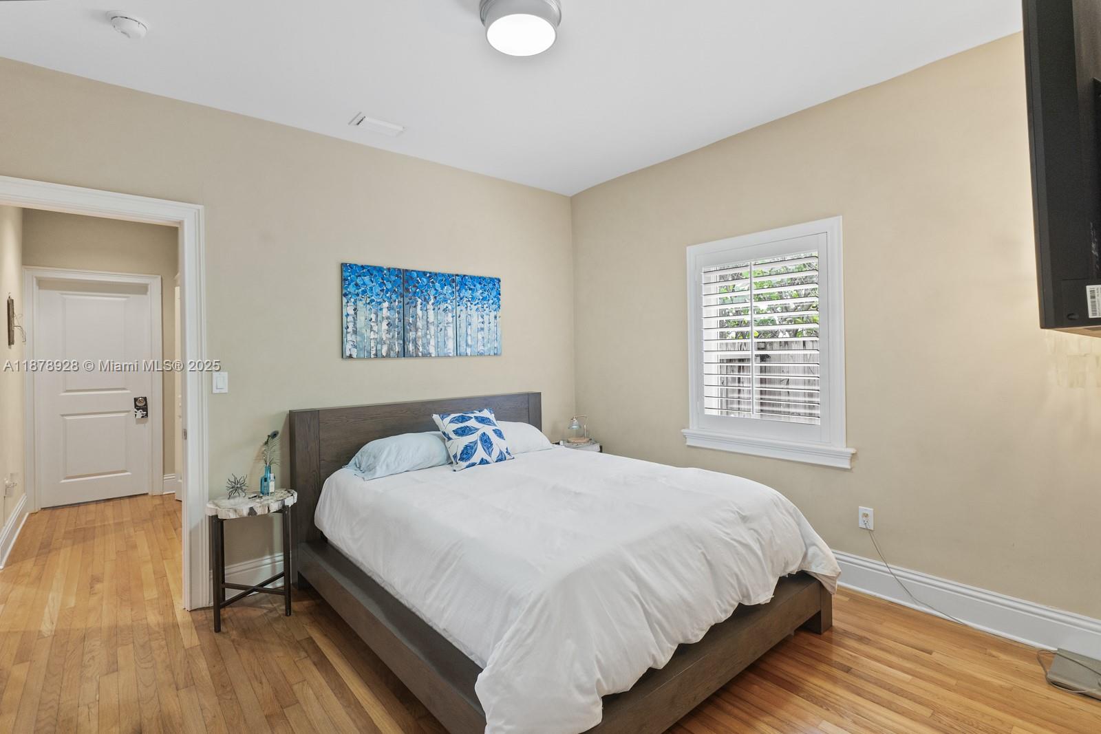 718 SW 26th Rd Miami, FL 33129