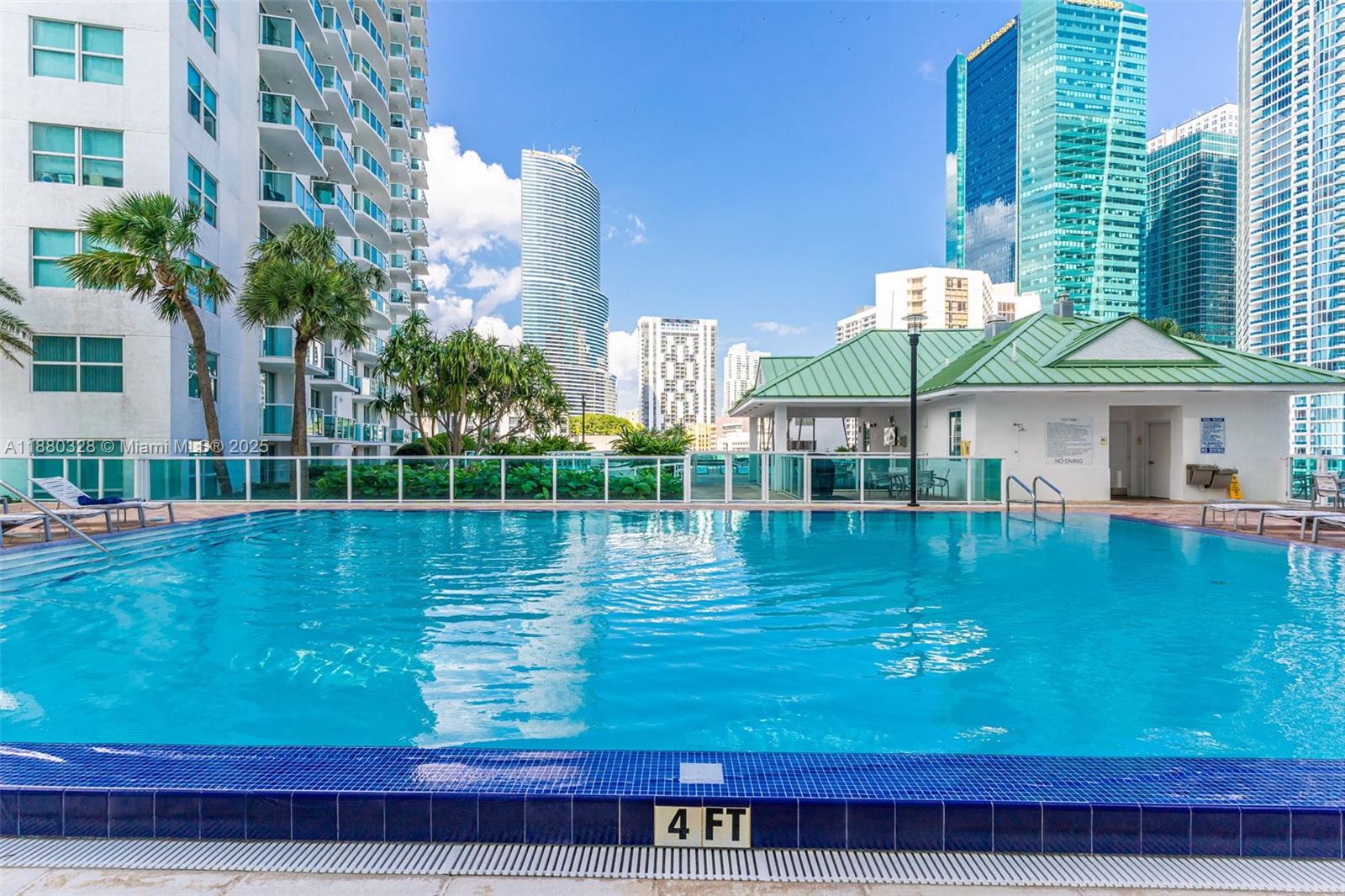 image Brickell On The River S21