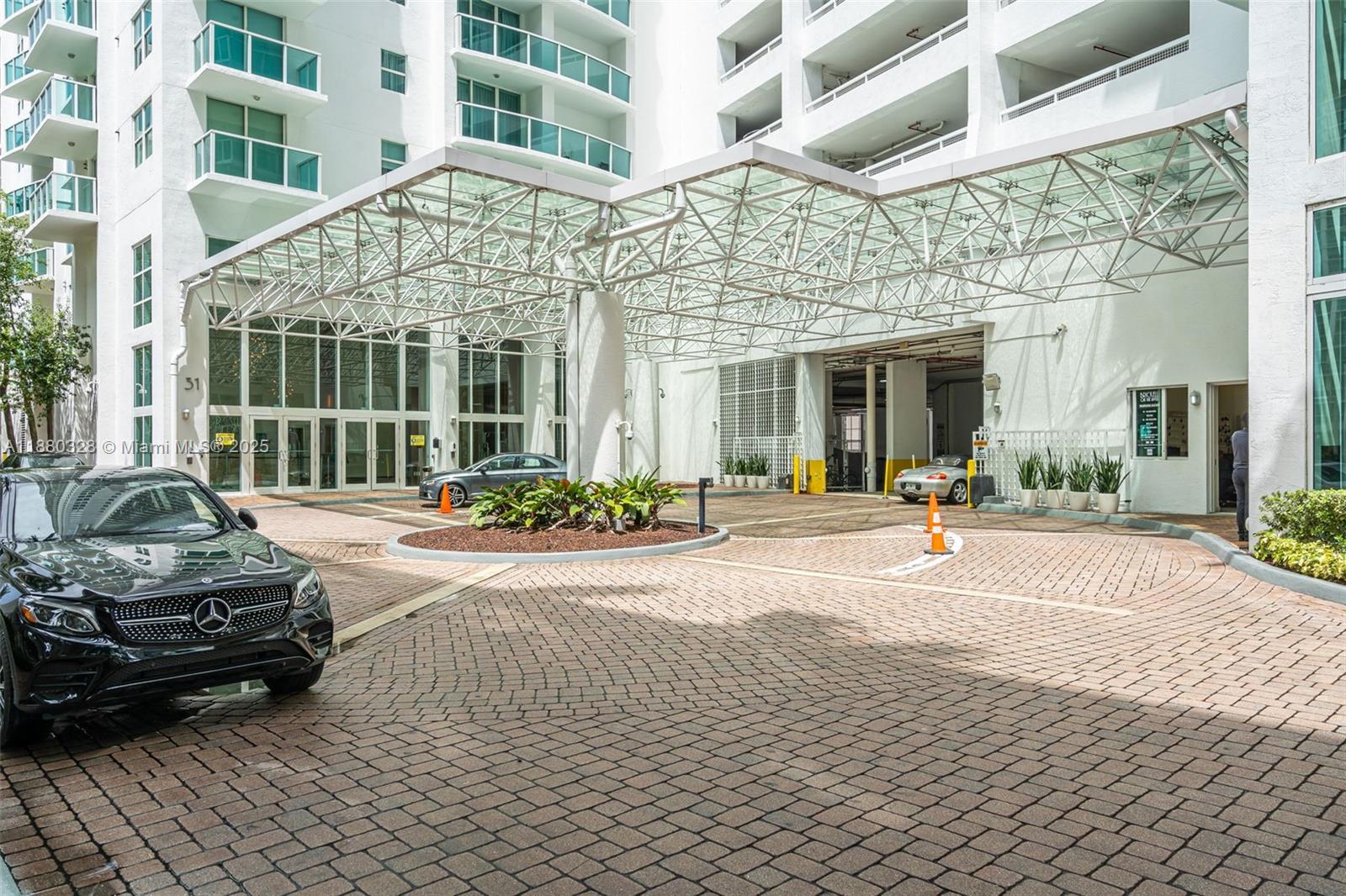 image Brickell On The River S29