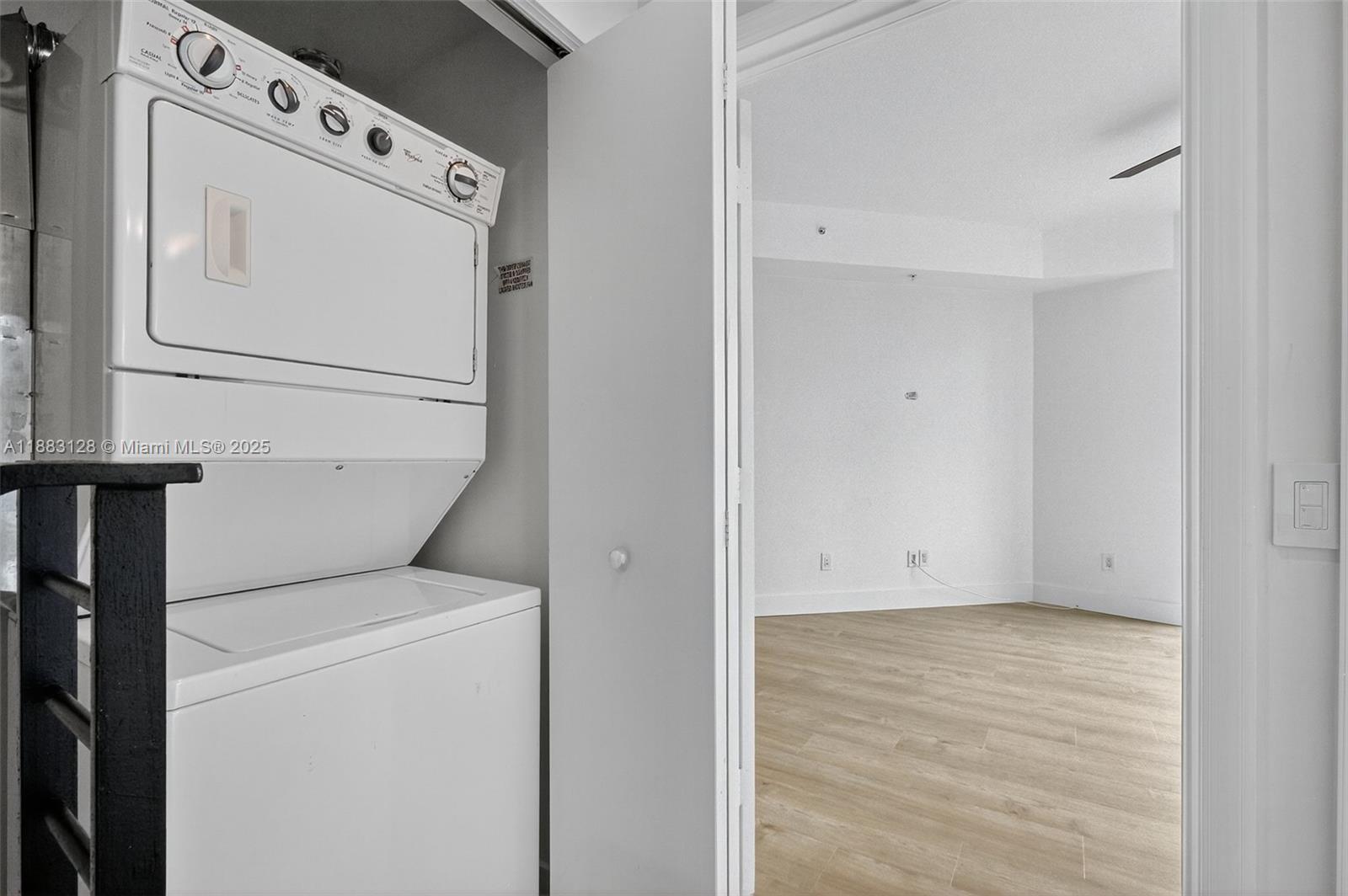 image Infinity At Brickell25