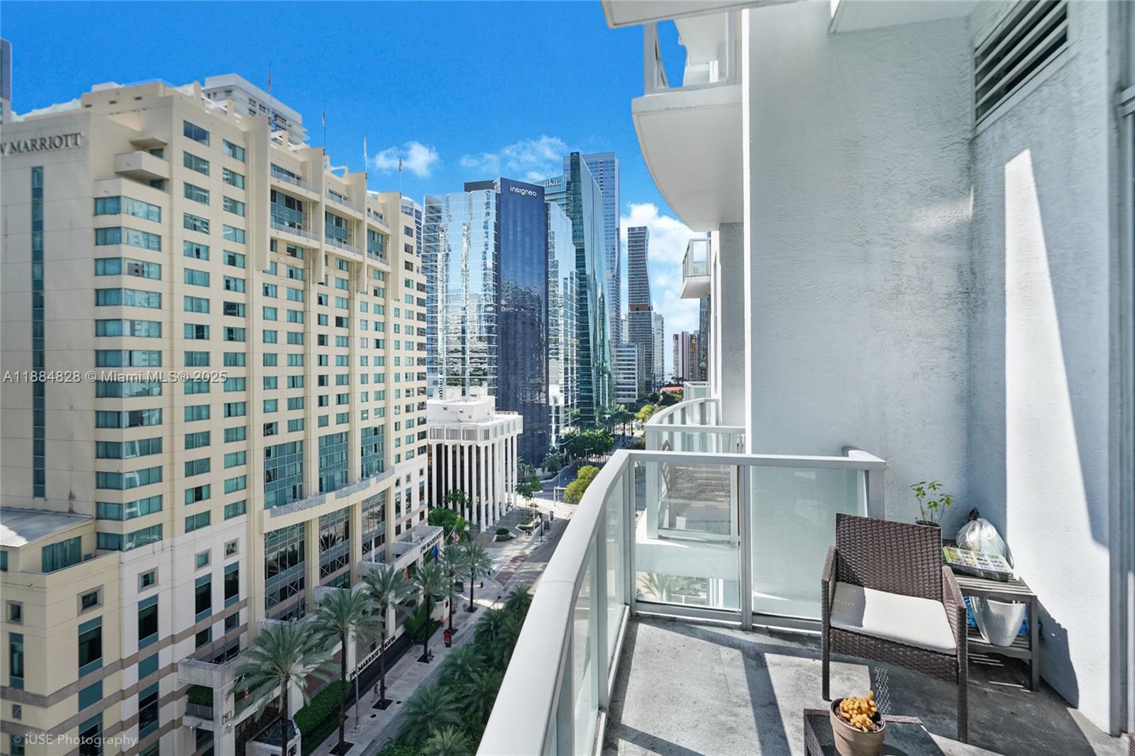 1060 Brickell Ave #1203