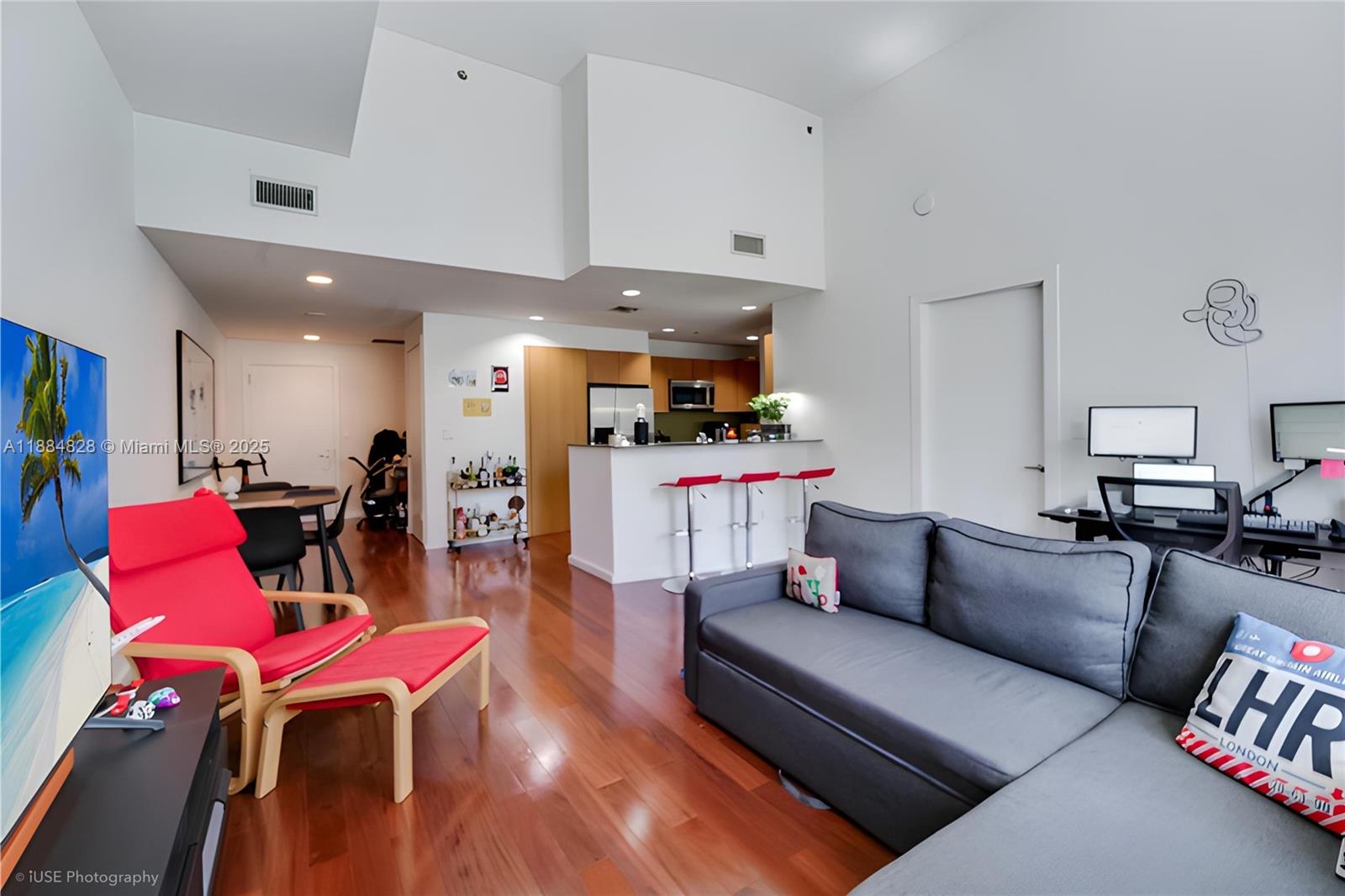 image 1060 Brickell Condo5