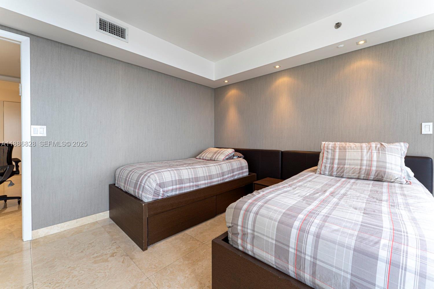 image Ocean One Condo29