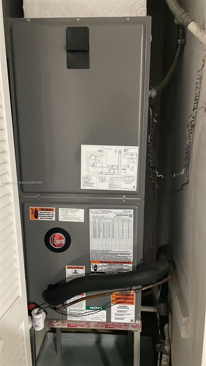 16928 SW 138th Ct Miami, FL 33177