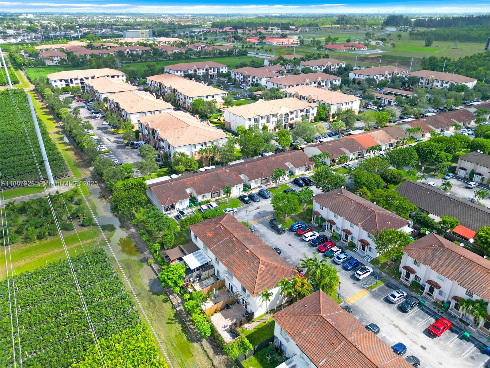 16928 SW 138th Ct Miami, FL 33177