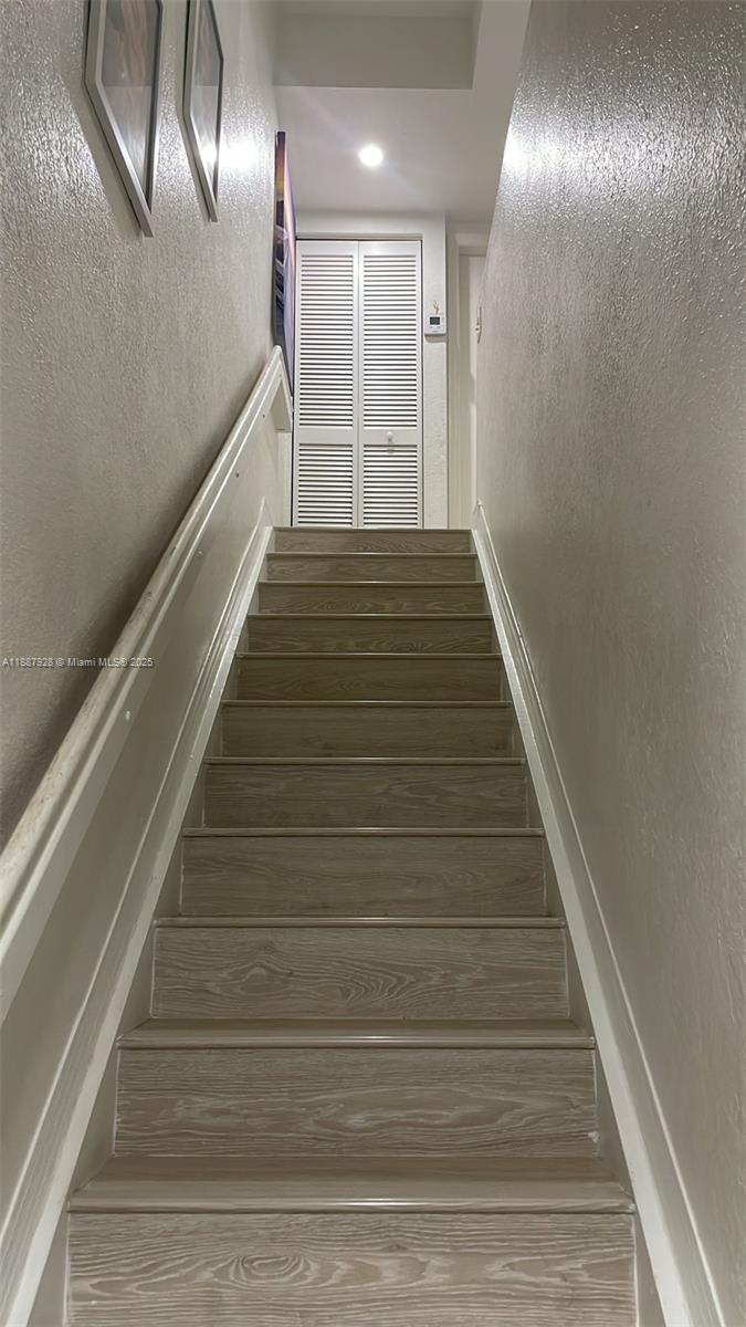 16928 SW 138th Ct Miami, FL 33177