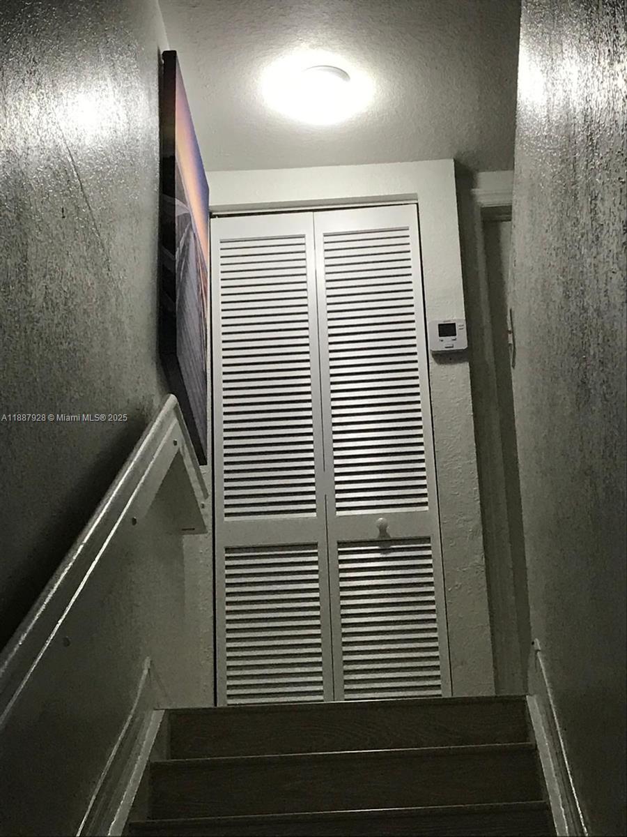 16928 SW 138th Ct Miami, FL 33177