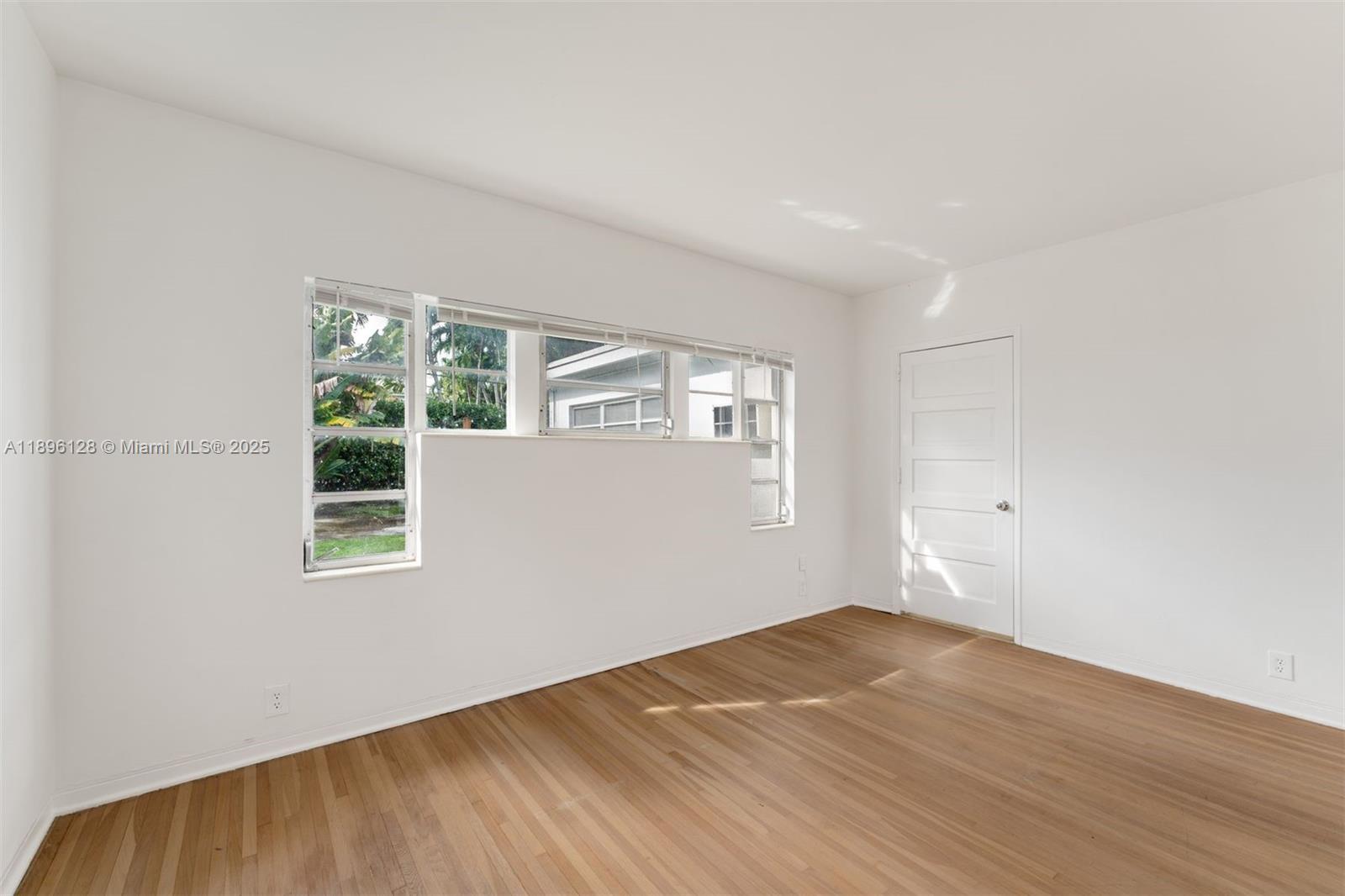 520 W 51st Ter Miami Beach, FL 33140