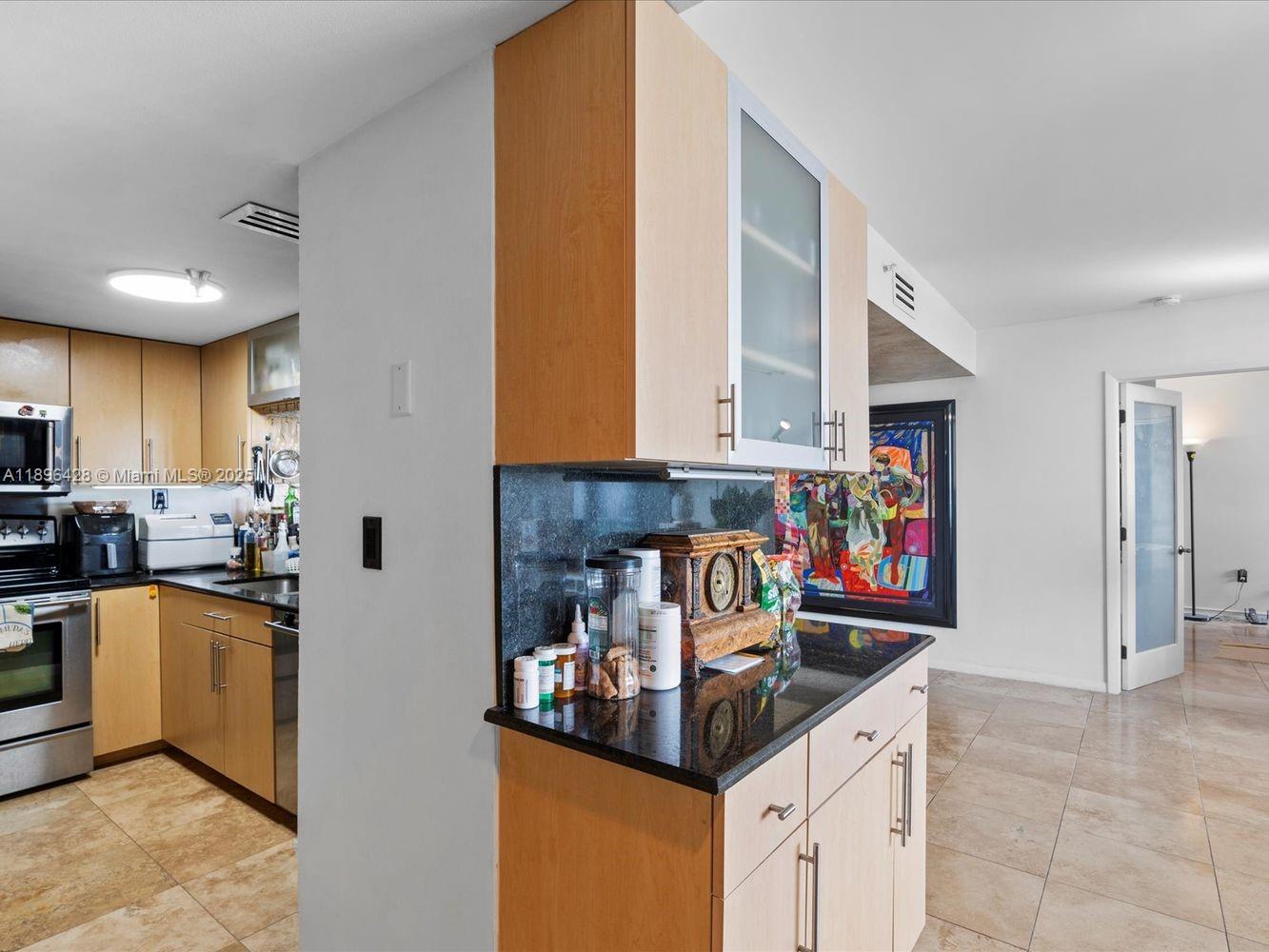 650 West Ave #1208 Miami Beach, FL 33139