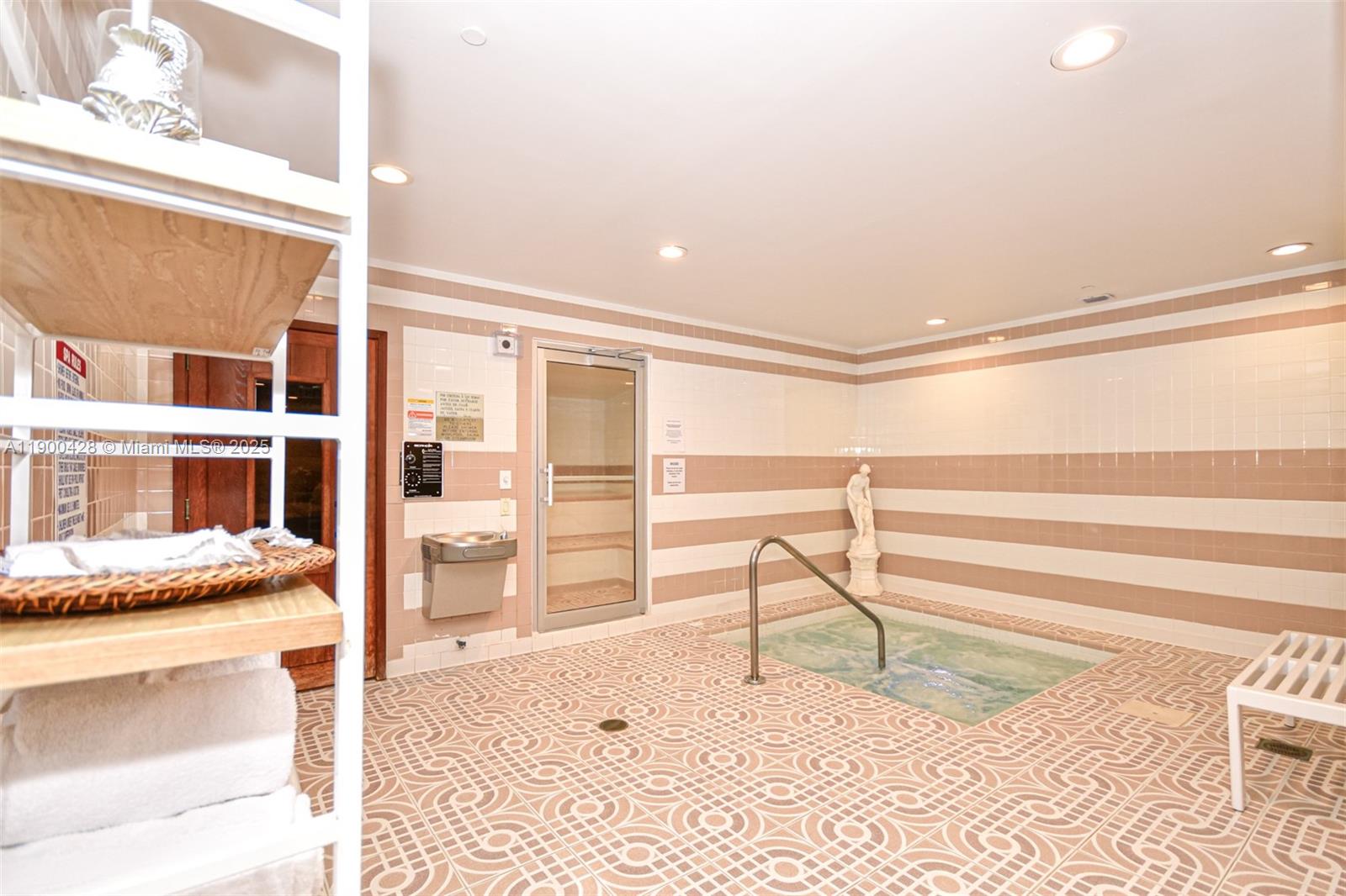 10101 Collins Ave #7D Bal Harbour, FL 33154