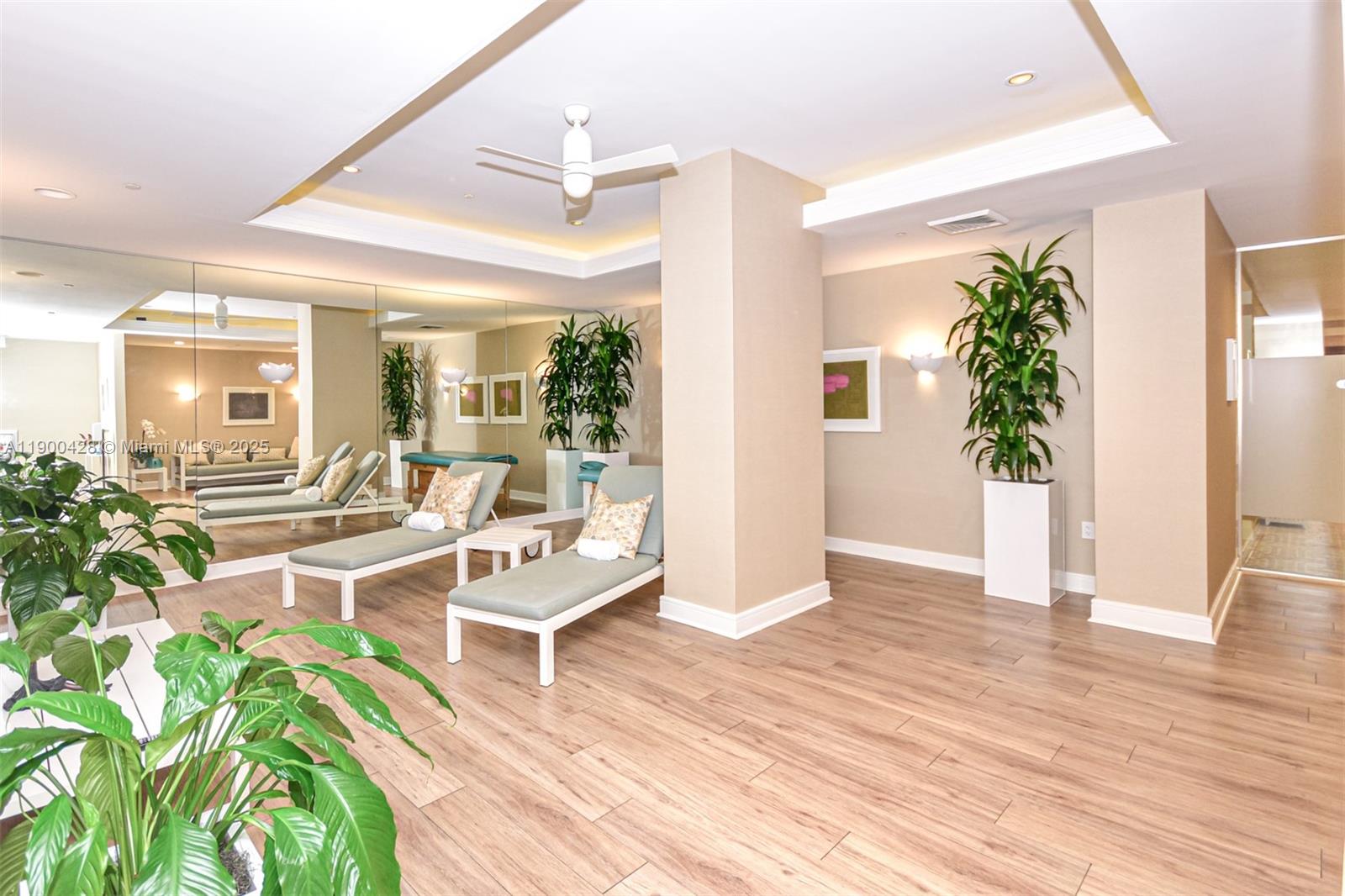 10101 Collins Ave #7D Bal Harbour, FL 33154