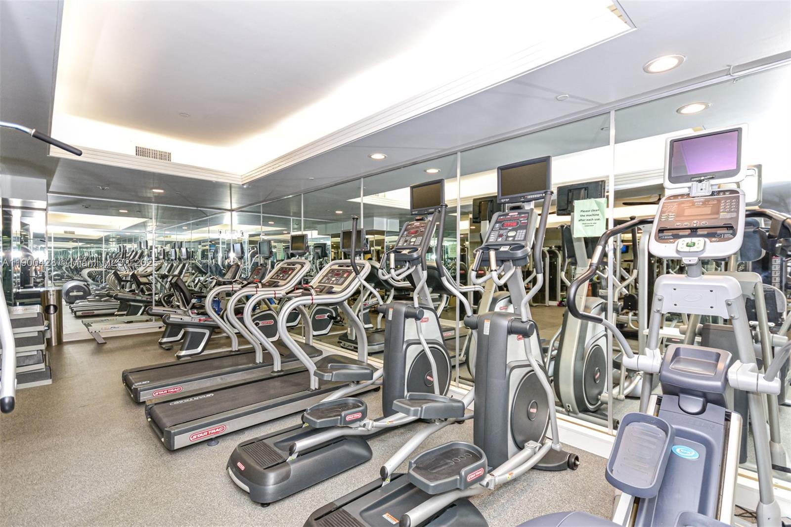 10101 Collins Ave #7D Bal Harbour, FL 33154