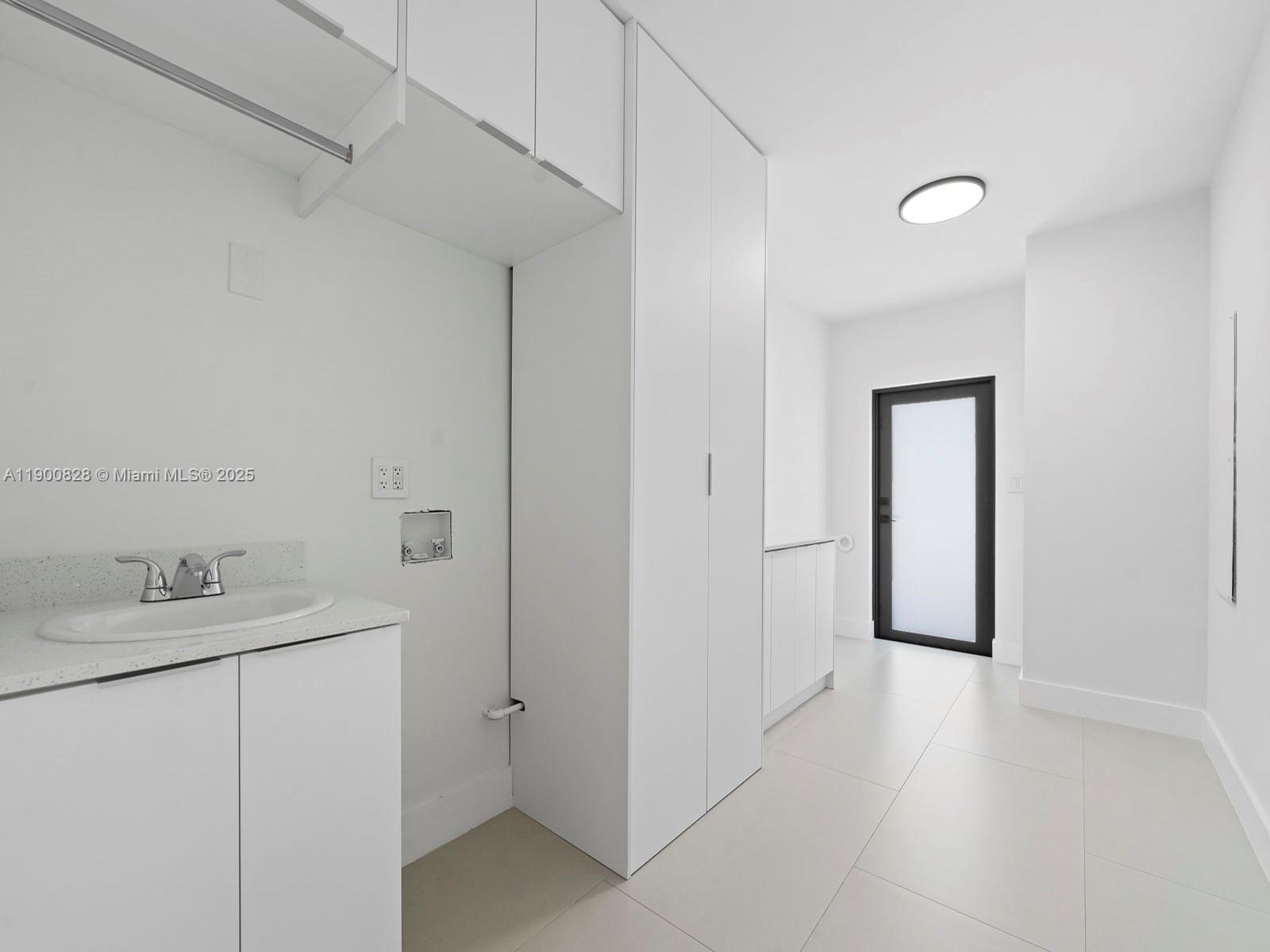 16610 SW 82nd Ct Palmetto Bay, FL 33157