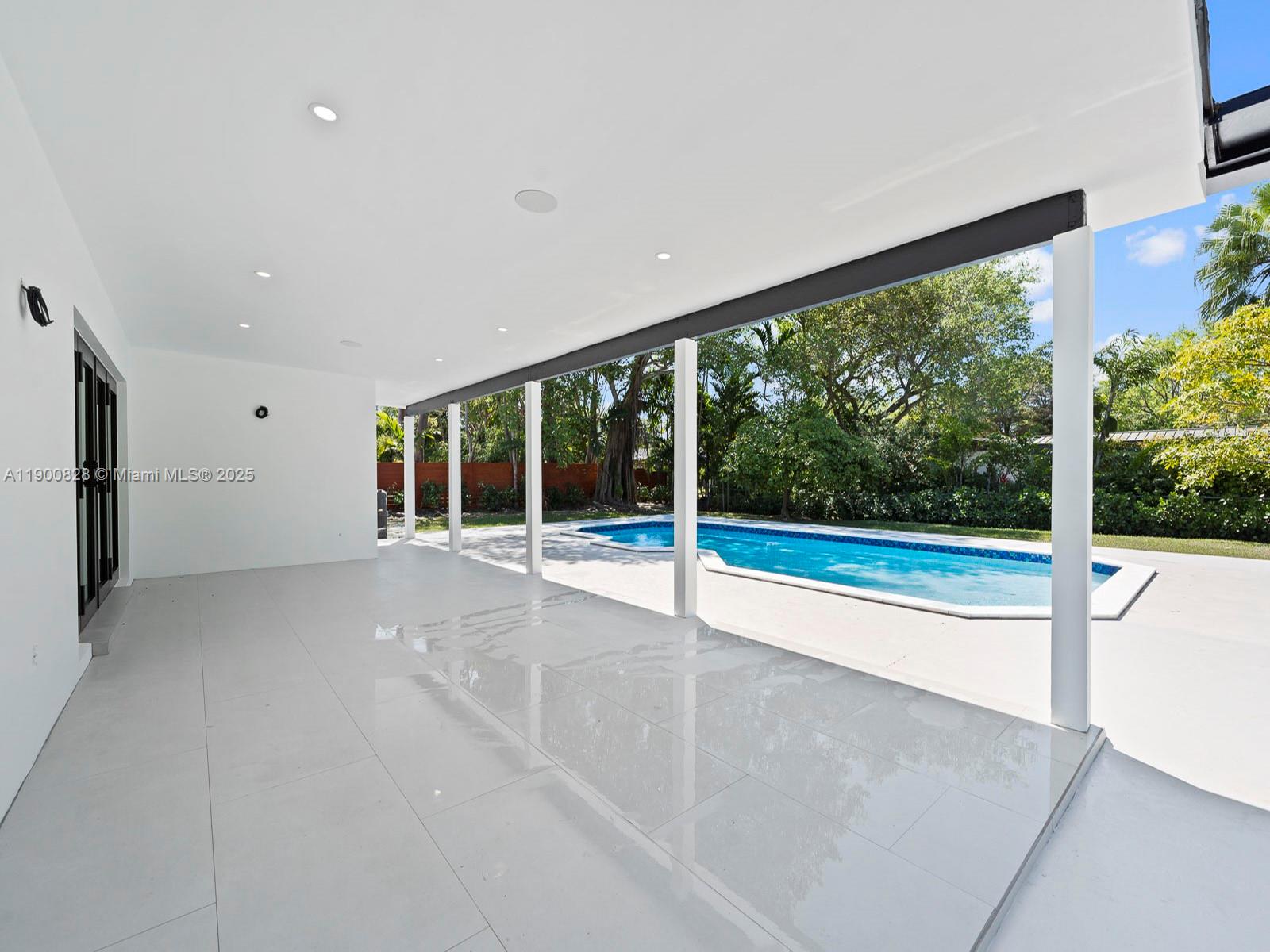 16610 SW 82nd Ct Palmetto Bay, FL 33157