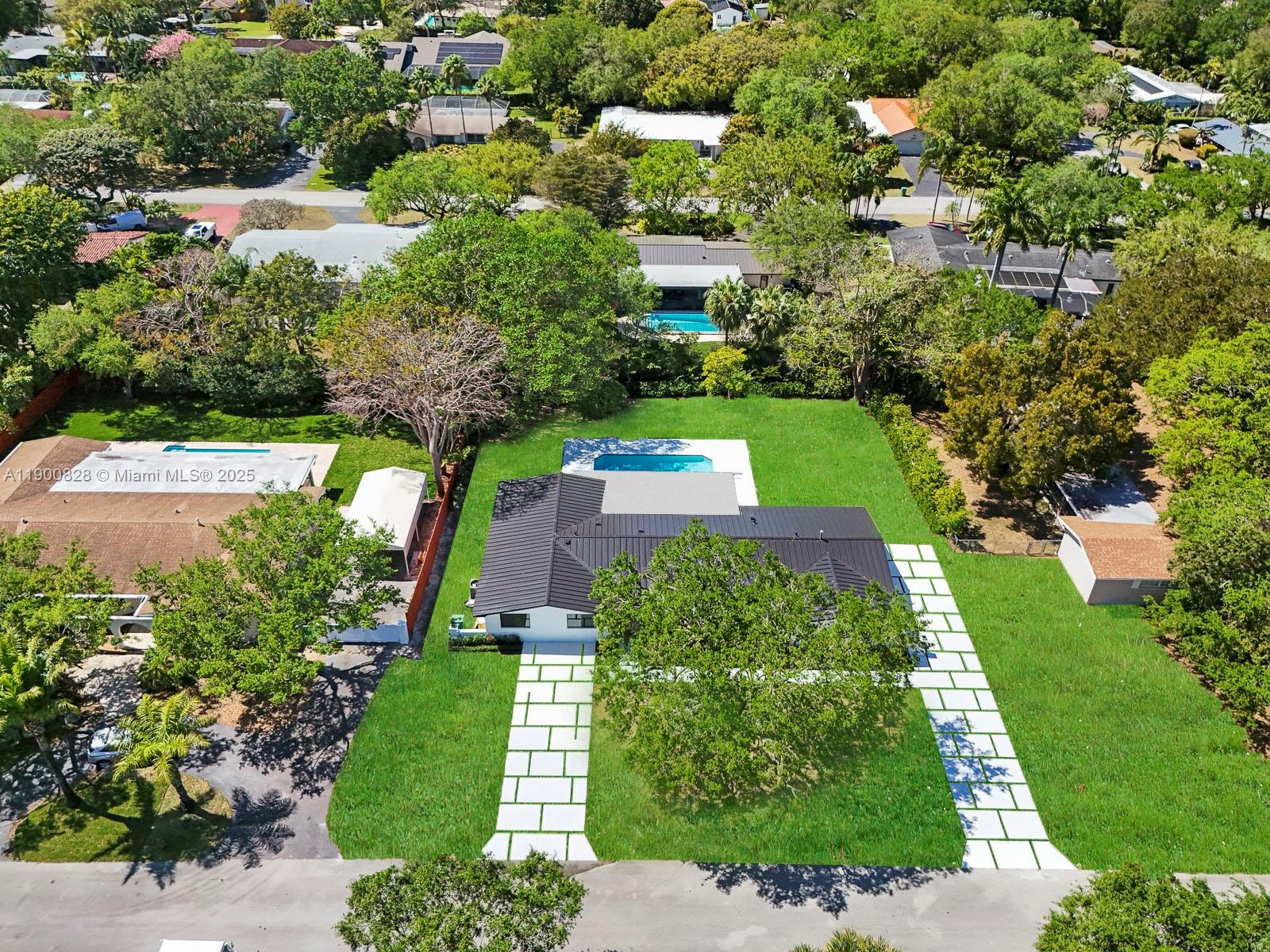 16610 SW 82nd Ct Palmetto Bay, FL 33157