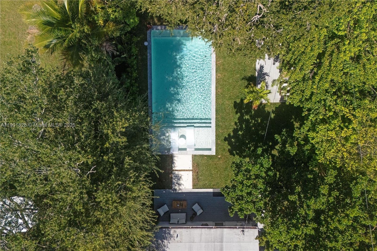 11 NW 45th St