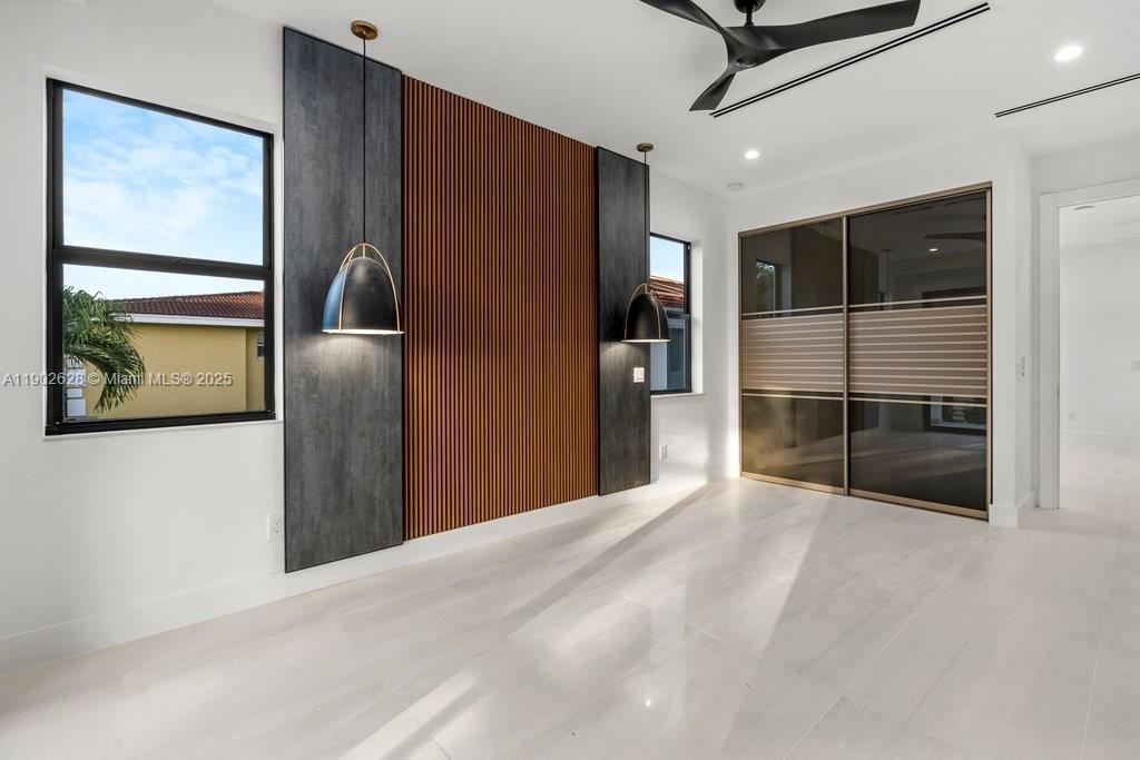 1215 NE 11th Ave #B Fort Lauderdale, FL 33304