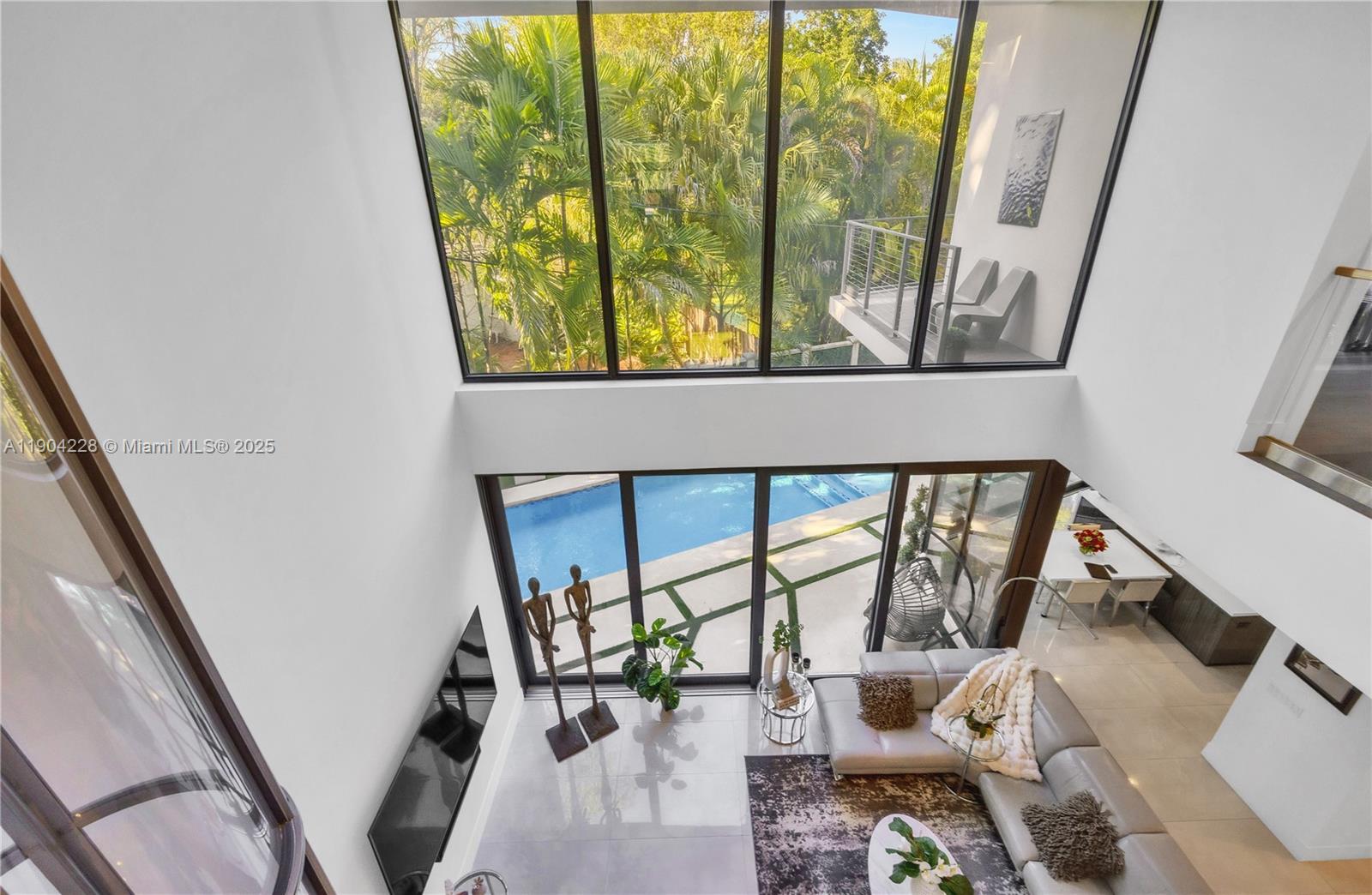 3764 Carmen Ct Miami, FL 33133 3764 Carmen Ct Miami, FL 33133