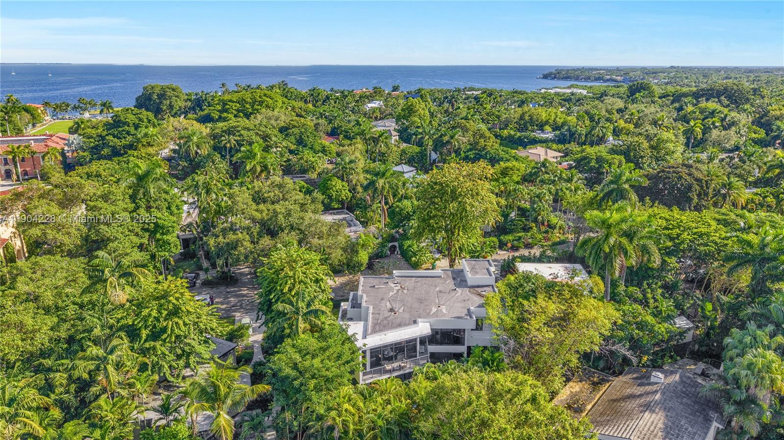 3764 Carmen Ct Miami, FL 33133 3764 Carmen Ct Miami, FL 33133