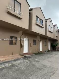 5712 W 25th Ct #5712