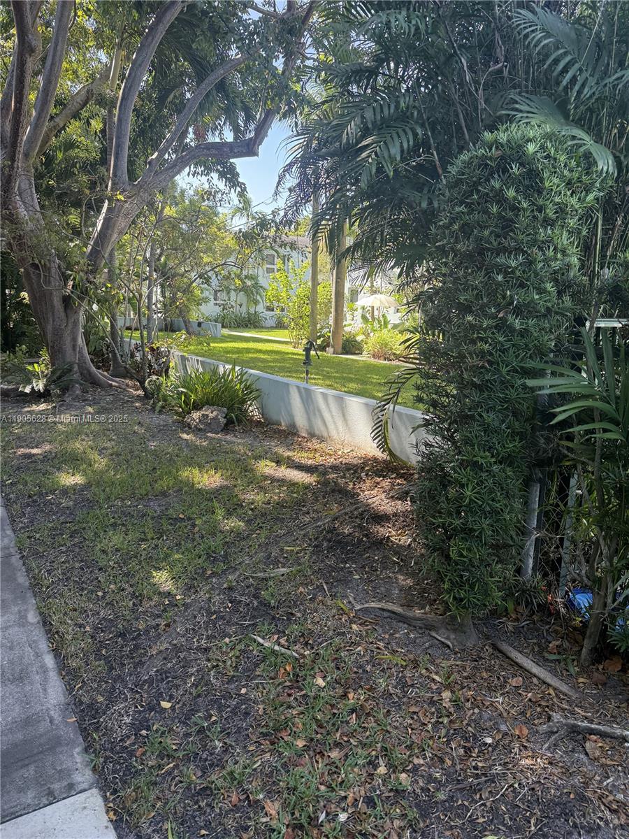 7700 SW 56th Ave #4 Miami, FL 33143