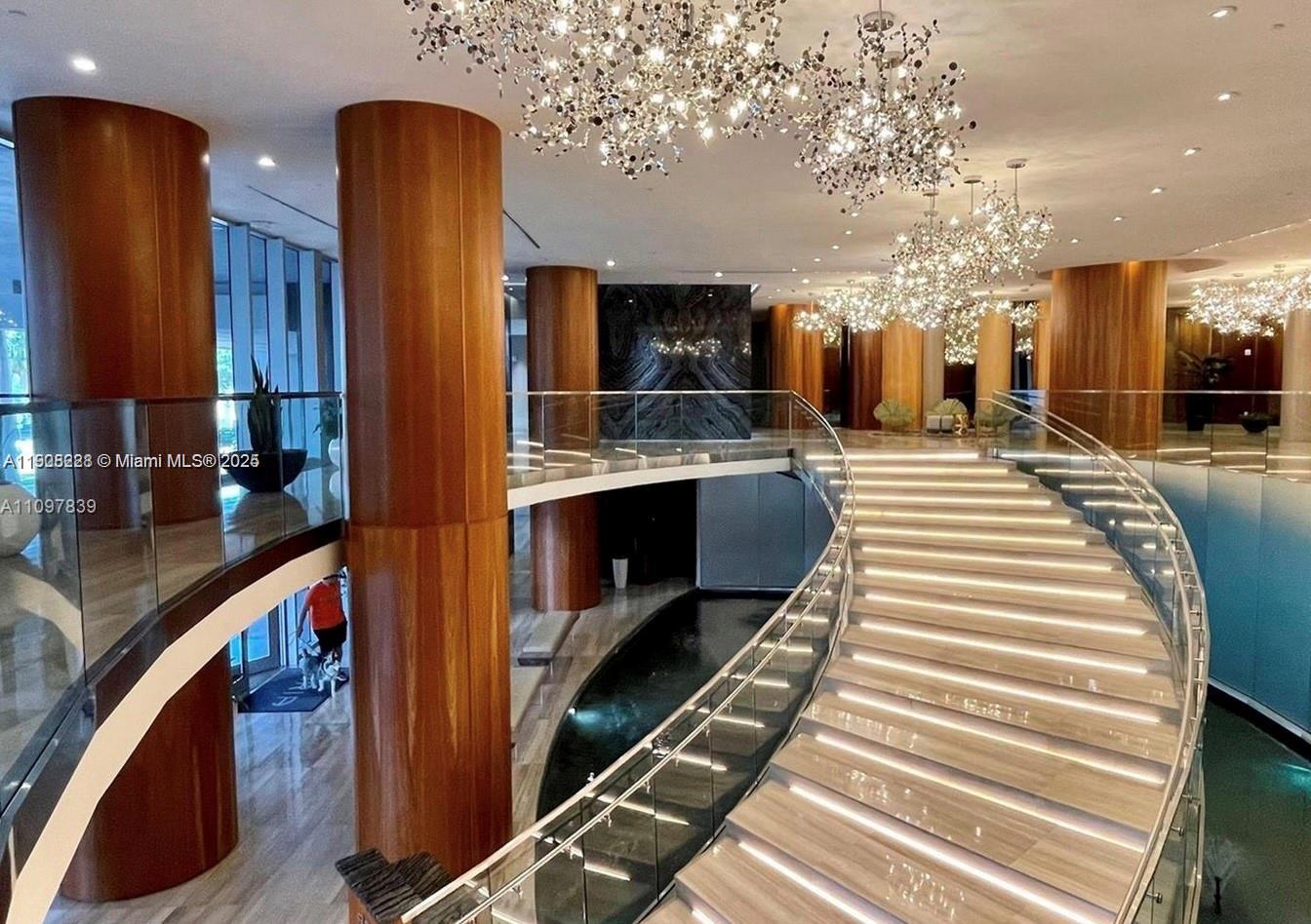 image Aria On The Bay Condo22