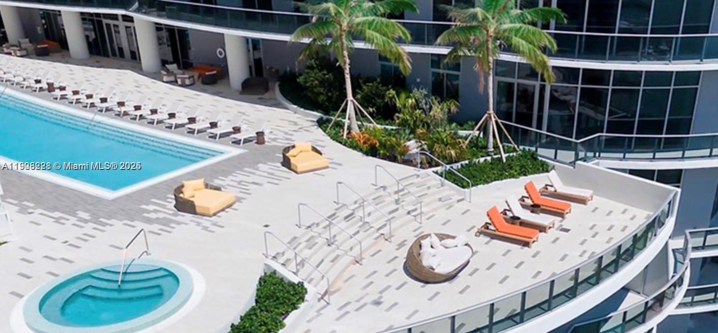 image Aria On The Bay Condo25