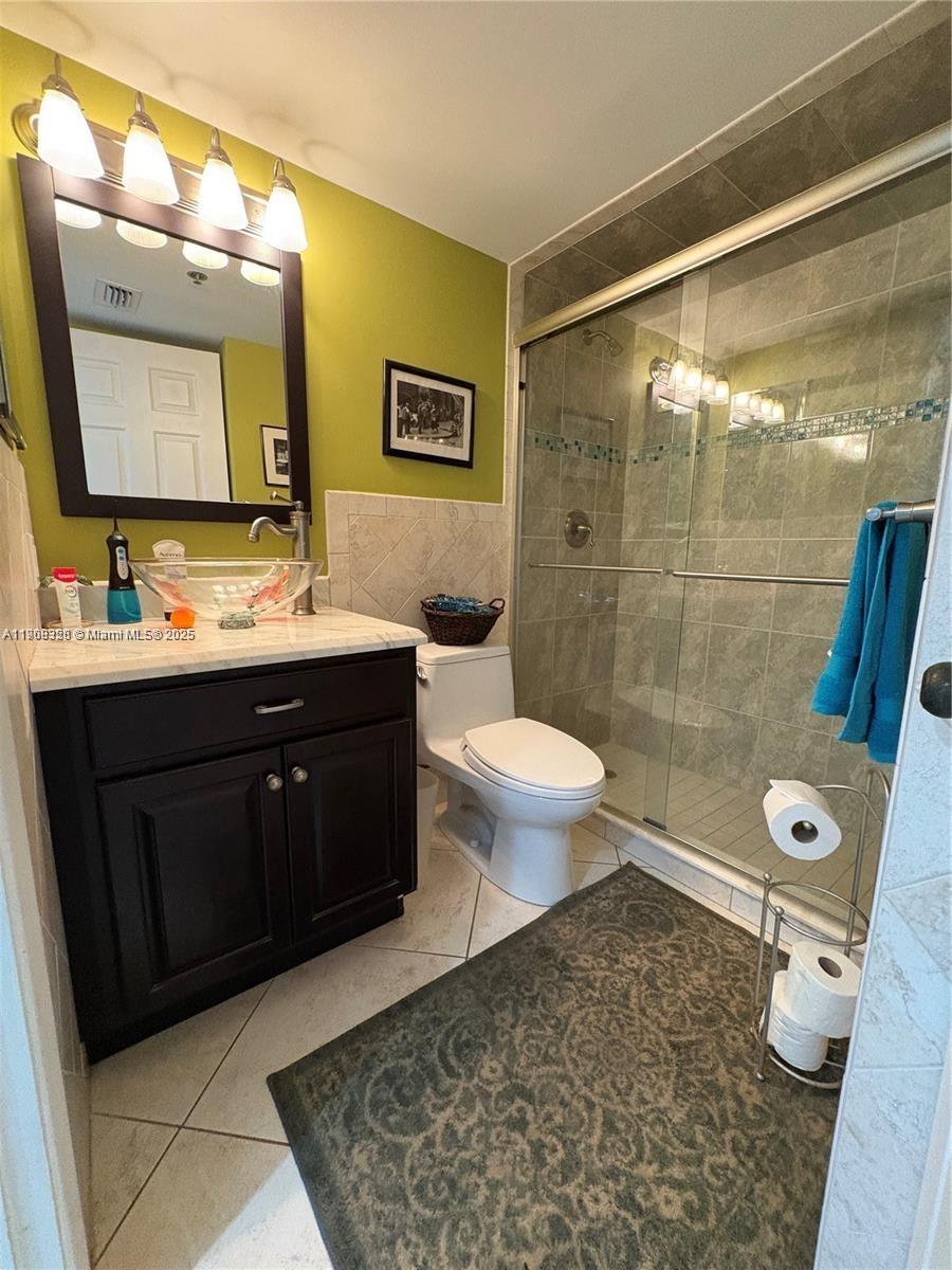 275 Palm Ave #B201 Jupiter, FL 33477