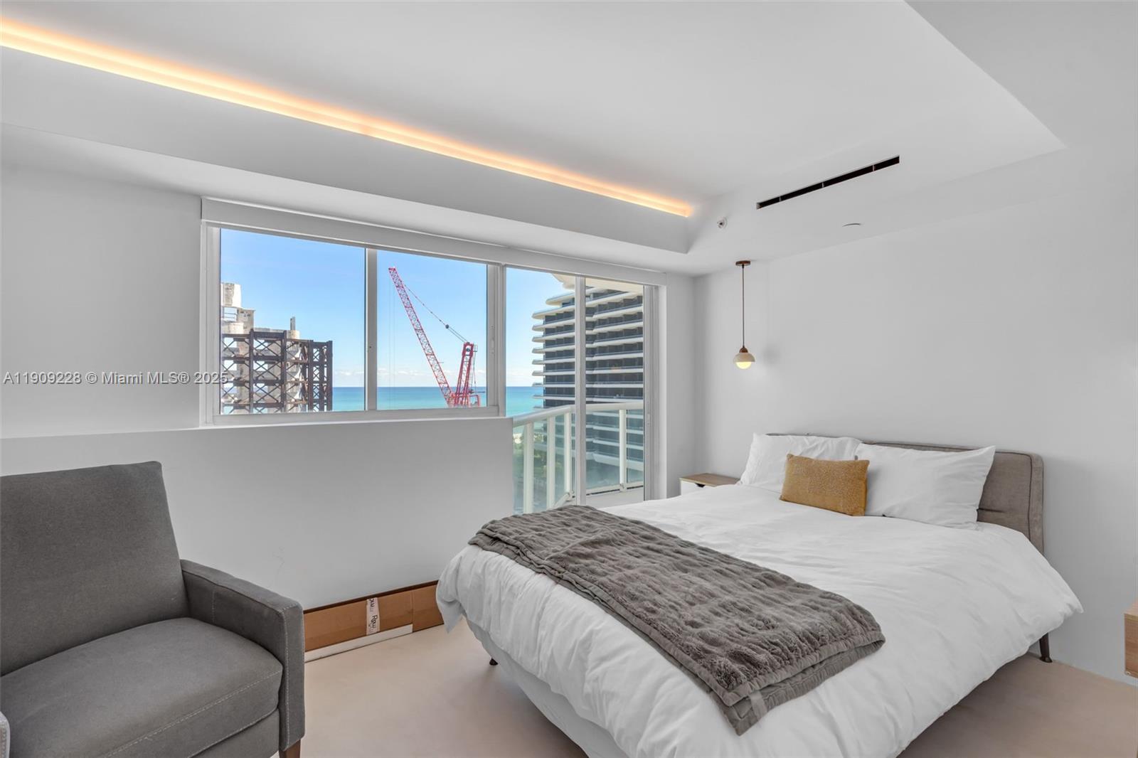 3411 Indian Crk Dr #1201 Miami Beach, FL 33140