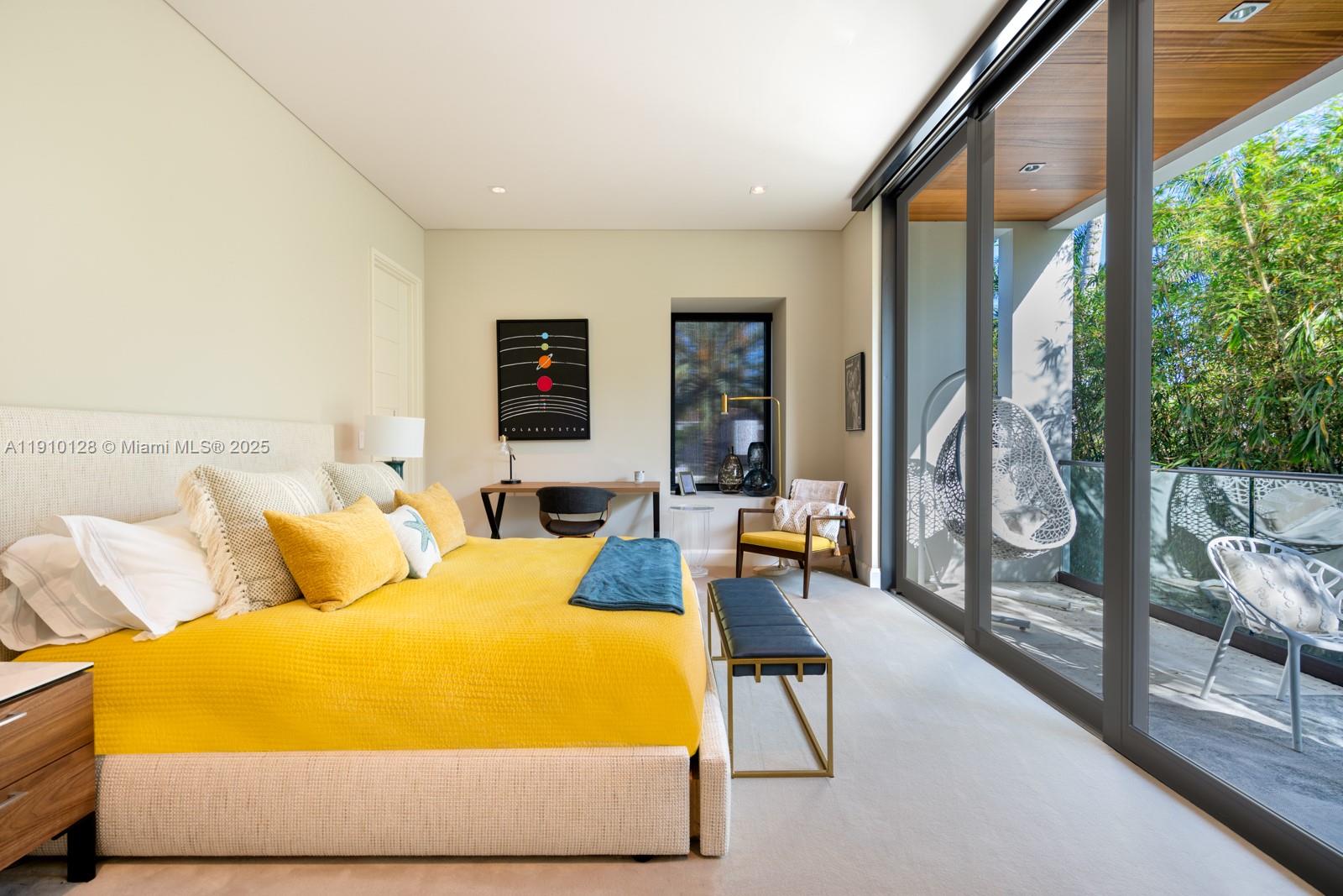 1175 Spanish Riv Rd Boca Raton, FL 33432