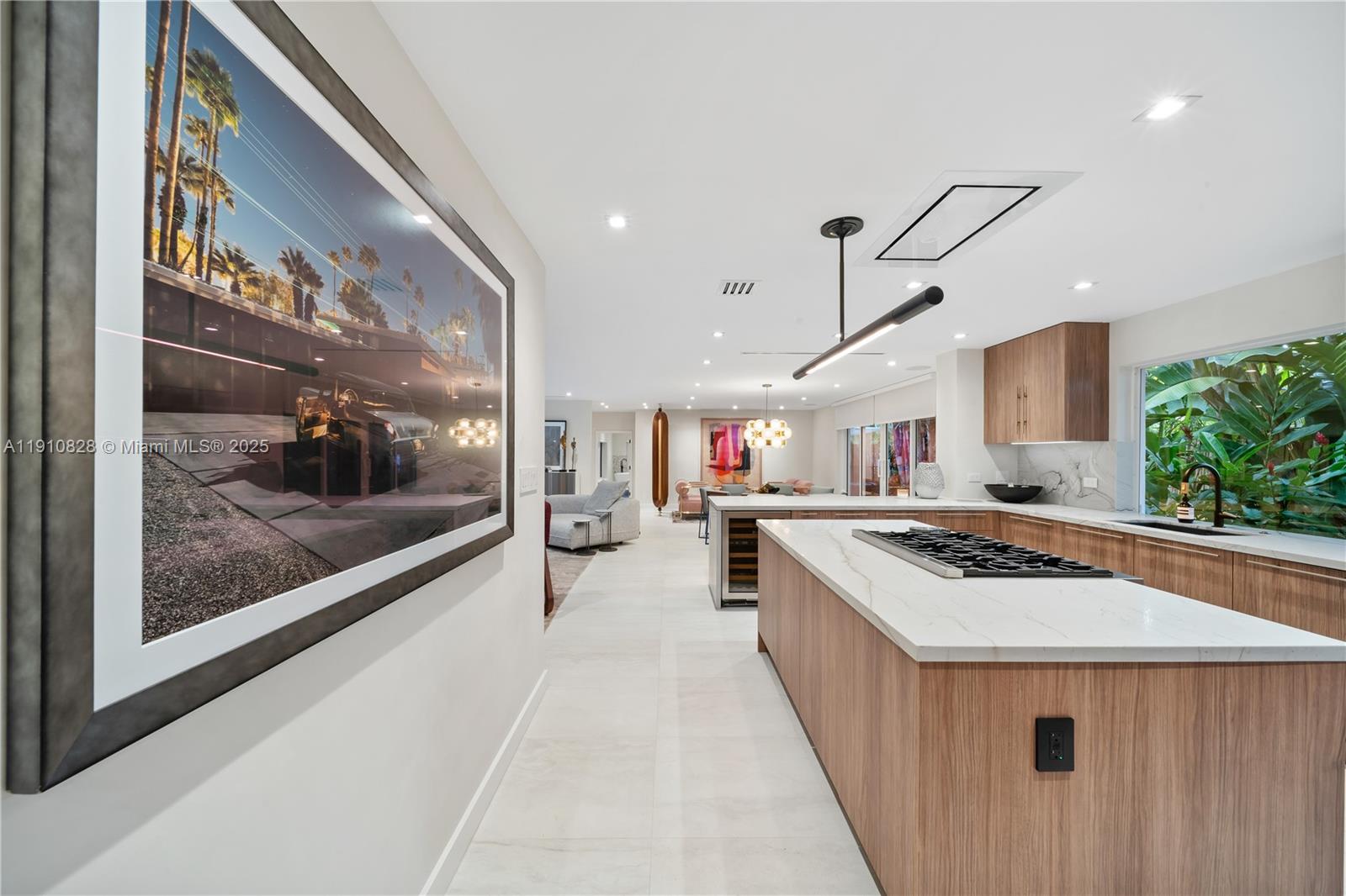 1075 NE 99th St Miami Shores, FL 33138