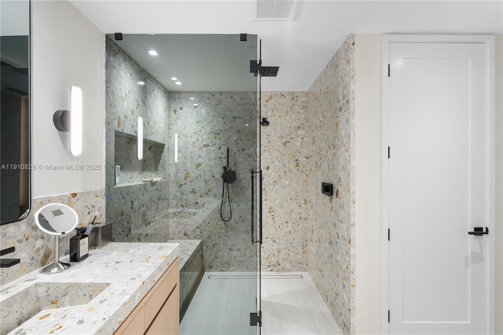 1075 NE 99th St Miami Shores, FL 33138