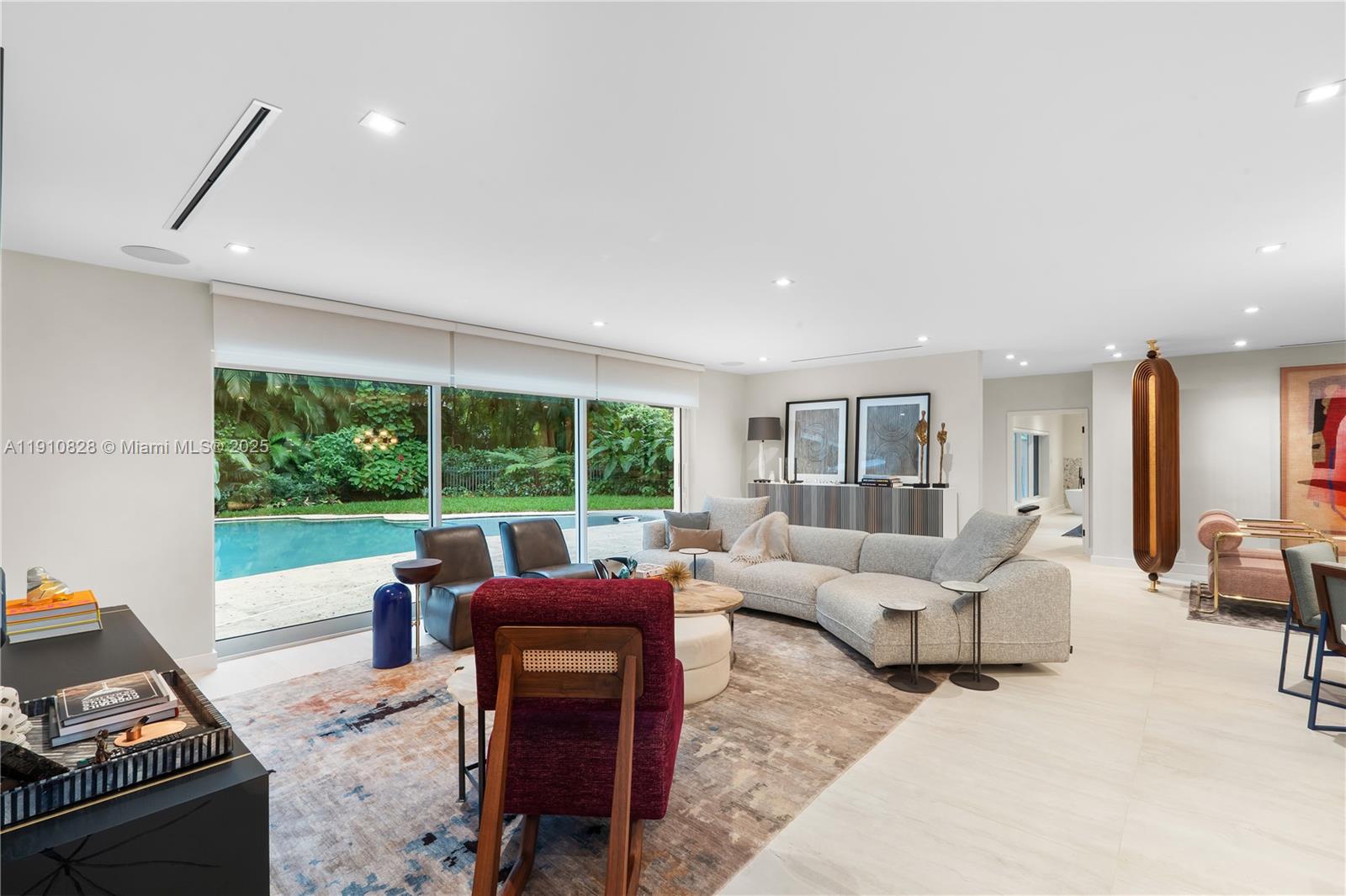 1075 NE 99th St Miami Shores, FL 33138