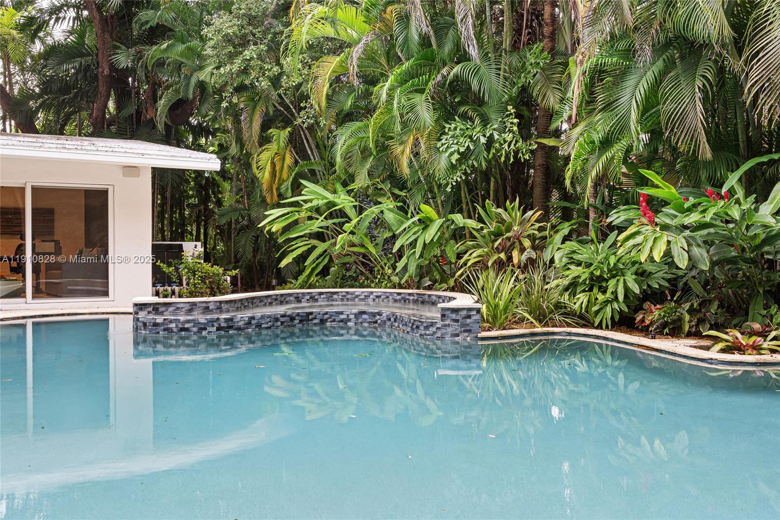 1075 NE 99th St Miami Shores, FL 33138