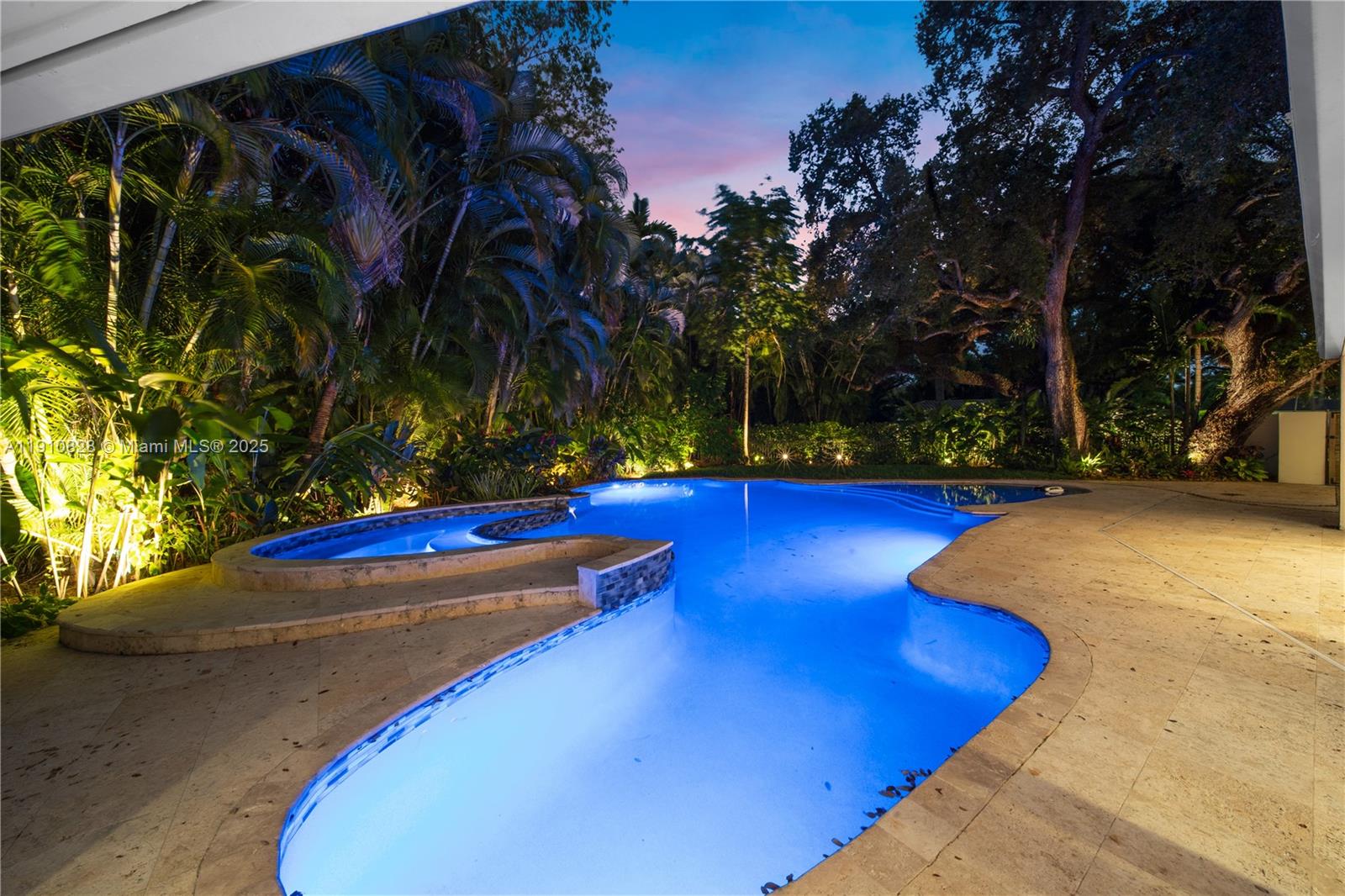 1075 NE 99th St Miami Shores, FL 33138